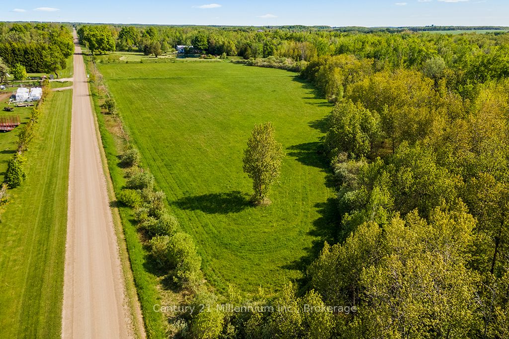 375533 6th Line Property Photo 11