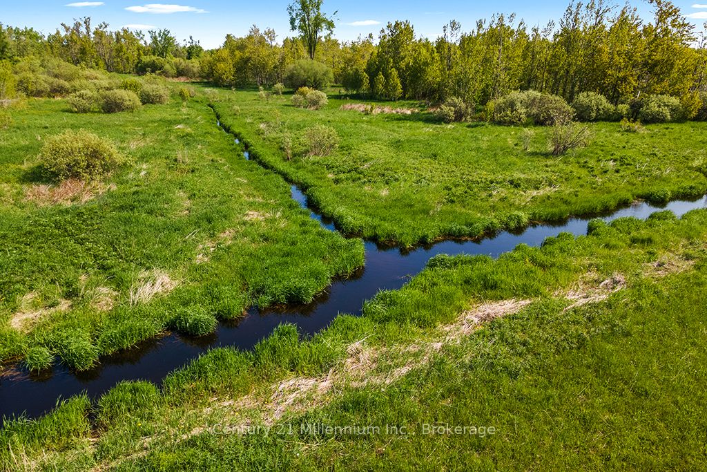 375533 6th Line Property Photo 27
