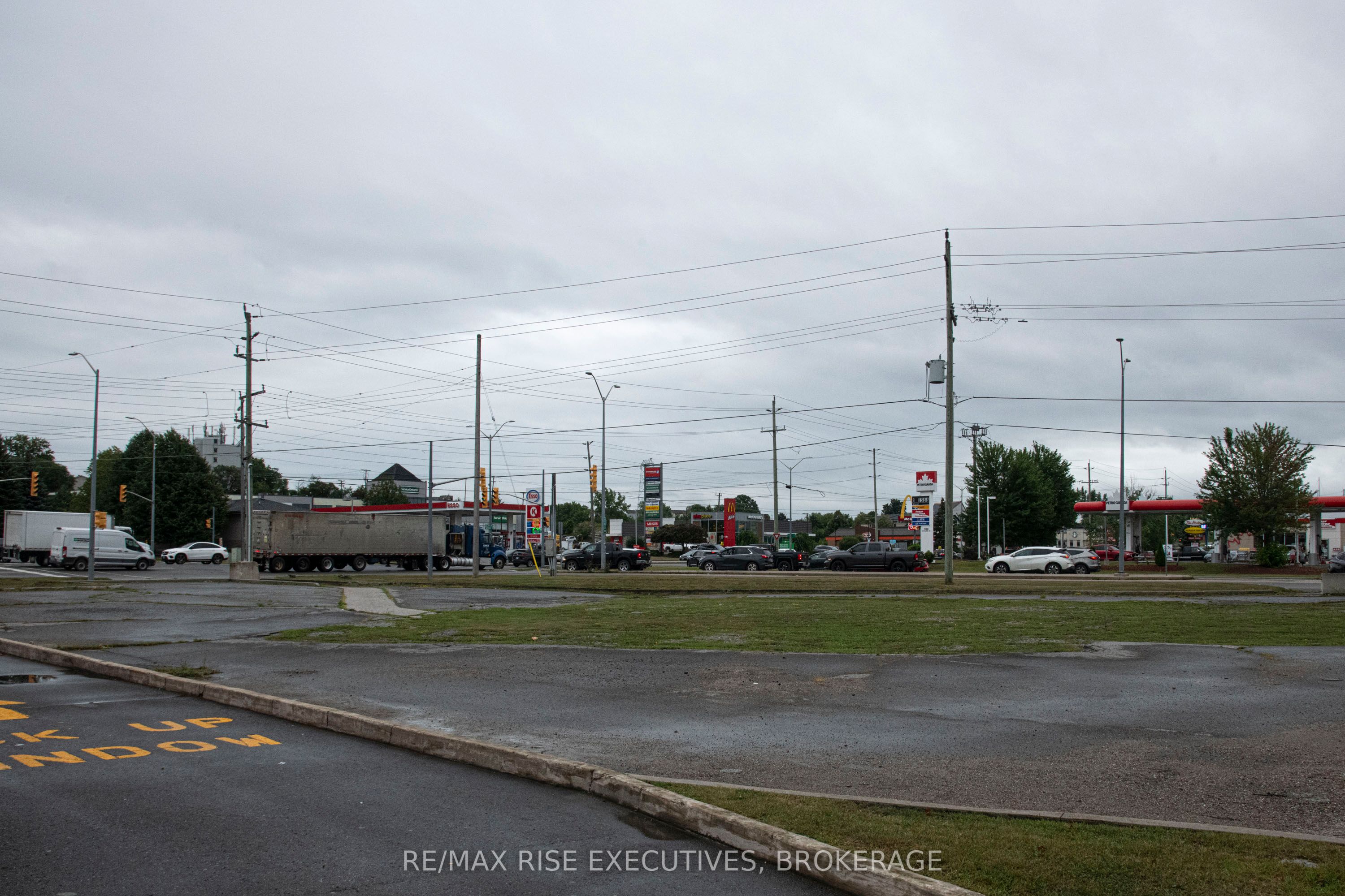 45 Dalton Avenue Property Photo 5