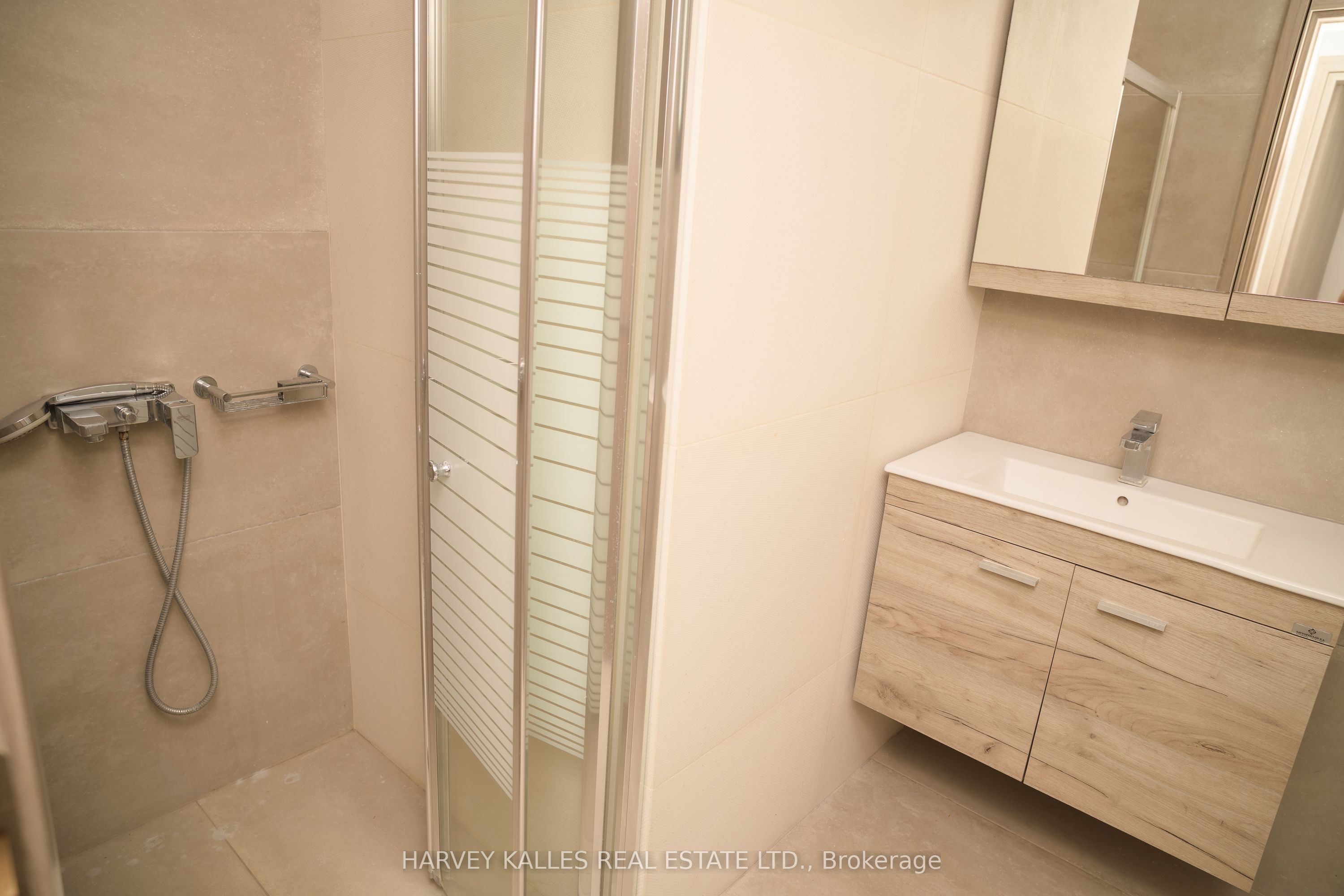 Villa 4 Property Photo 32