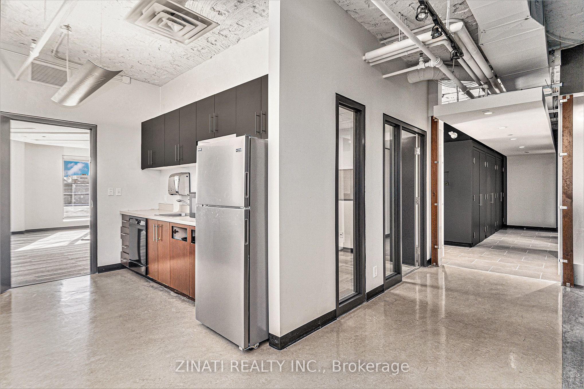 205 Catherine Street Property Photo 15