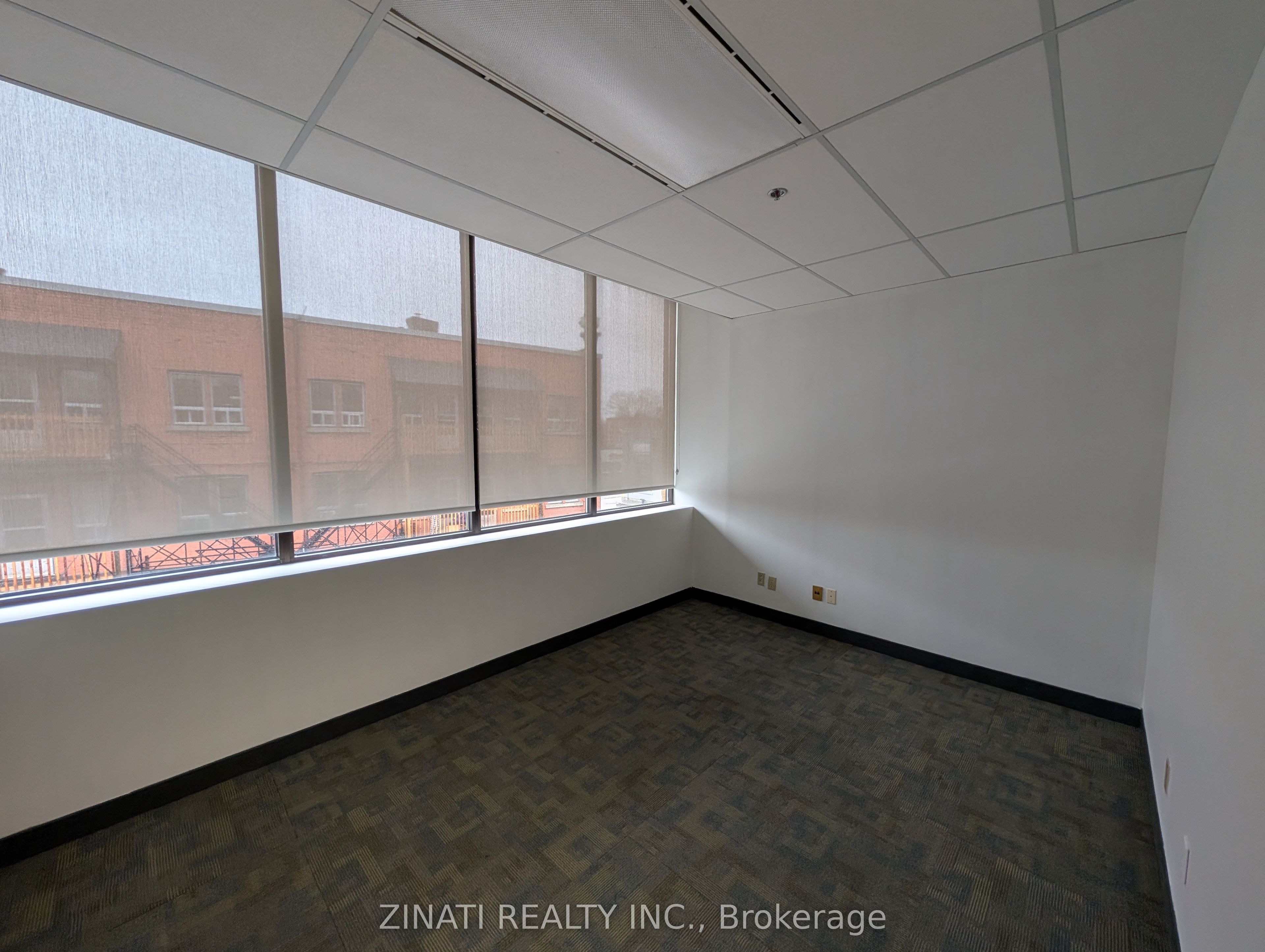 205 Catherine Street Property Photo 41