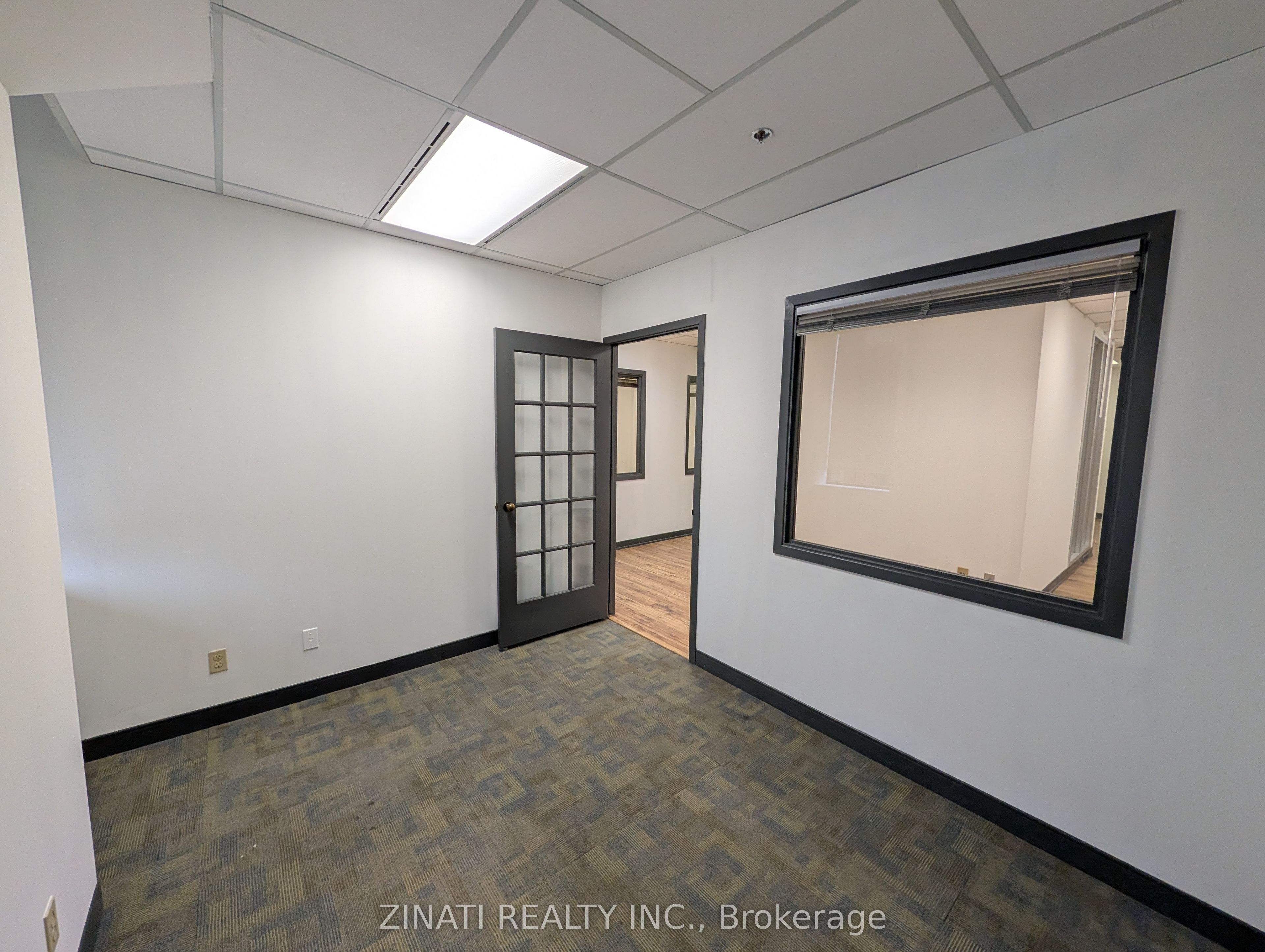 205 Catherine Street Property Photo 45