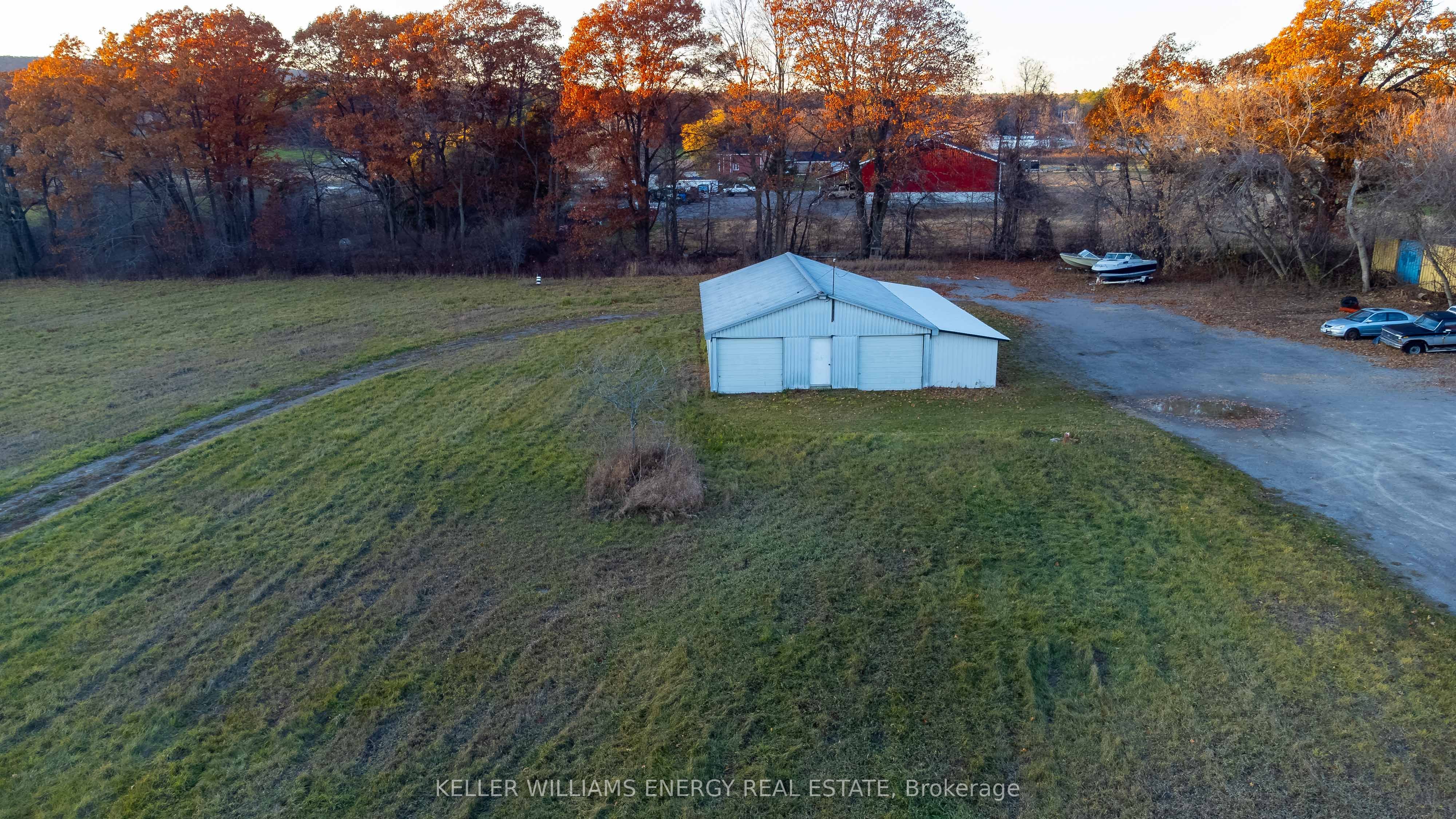 X12572622 Property Photo 2