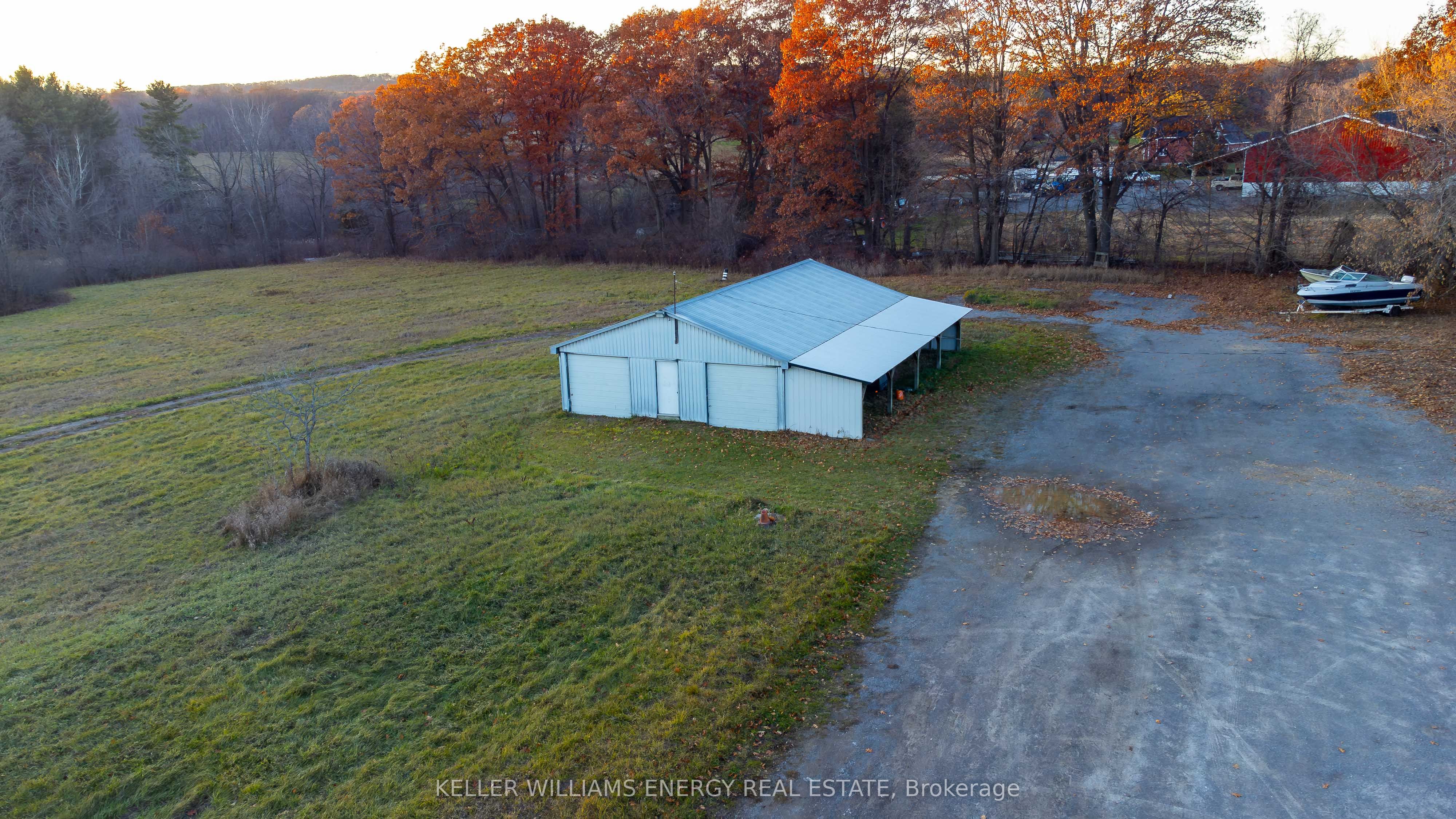 X12572622 Property Photo 14