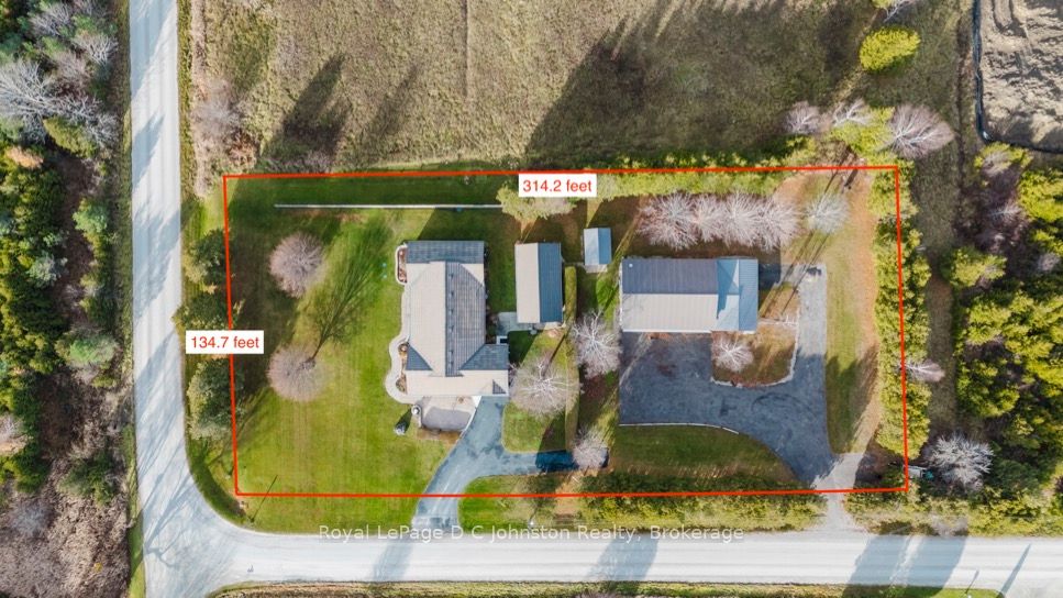 496 Spence Street Property Photo 1