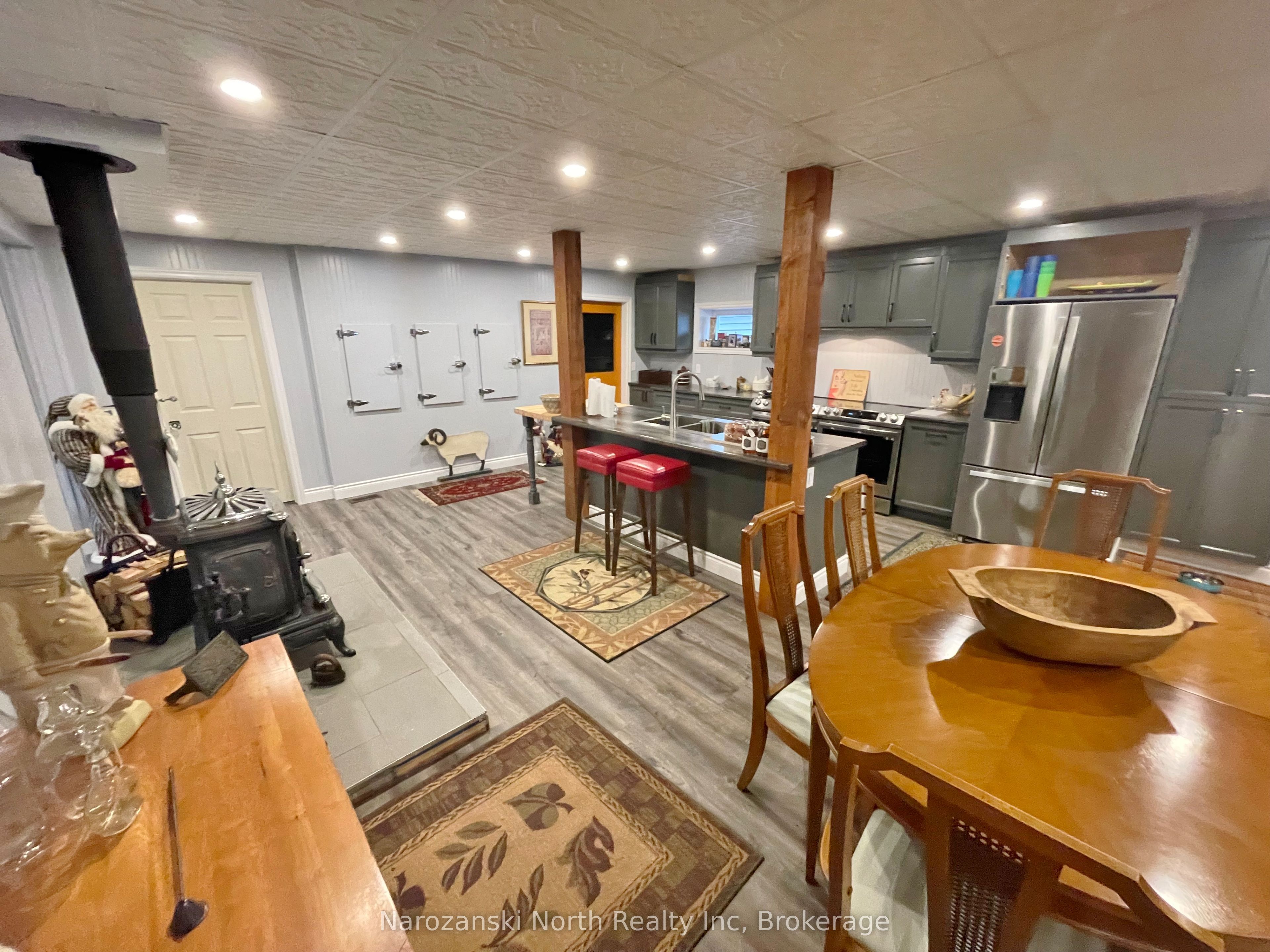 25 Pine Ridge Road Property Photo 12