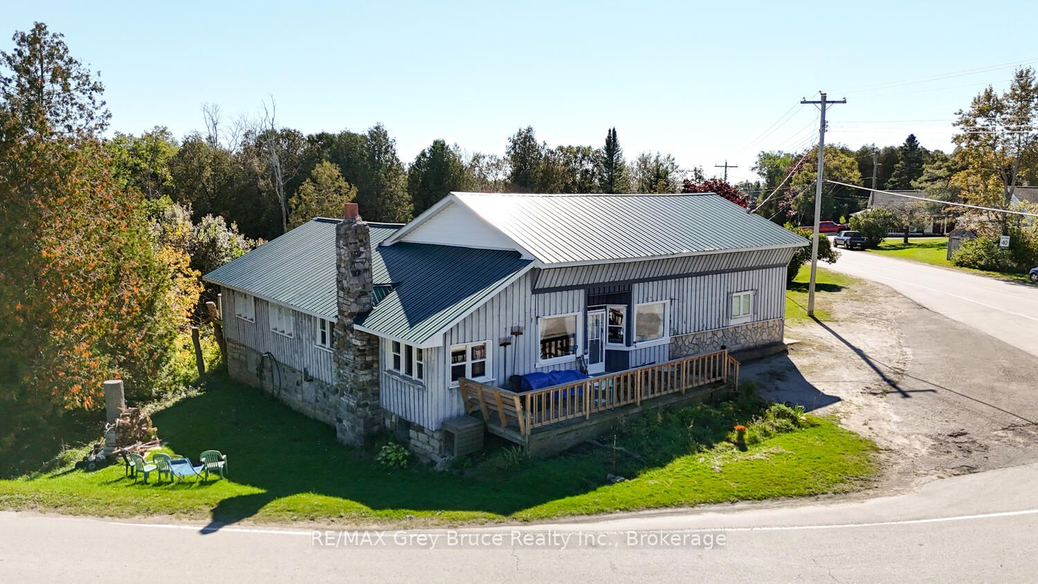593 Stokes Bay Road Property Photo 3