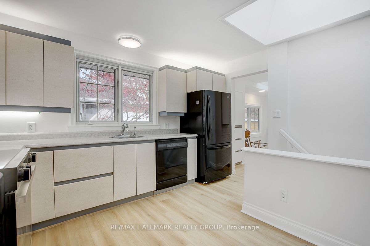 13 Dunham Street Property Photo 10