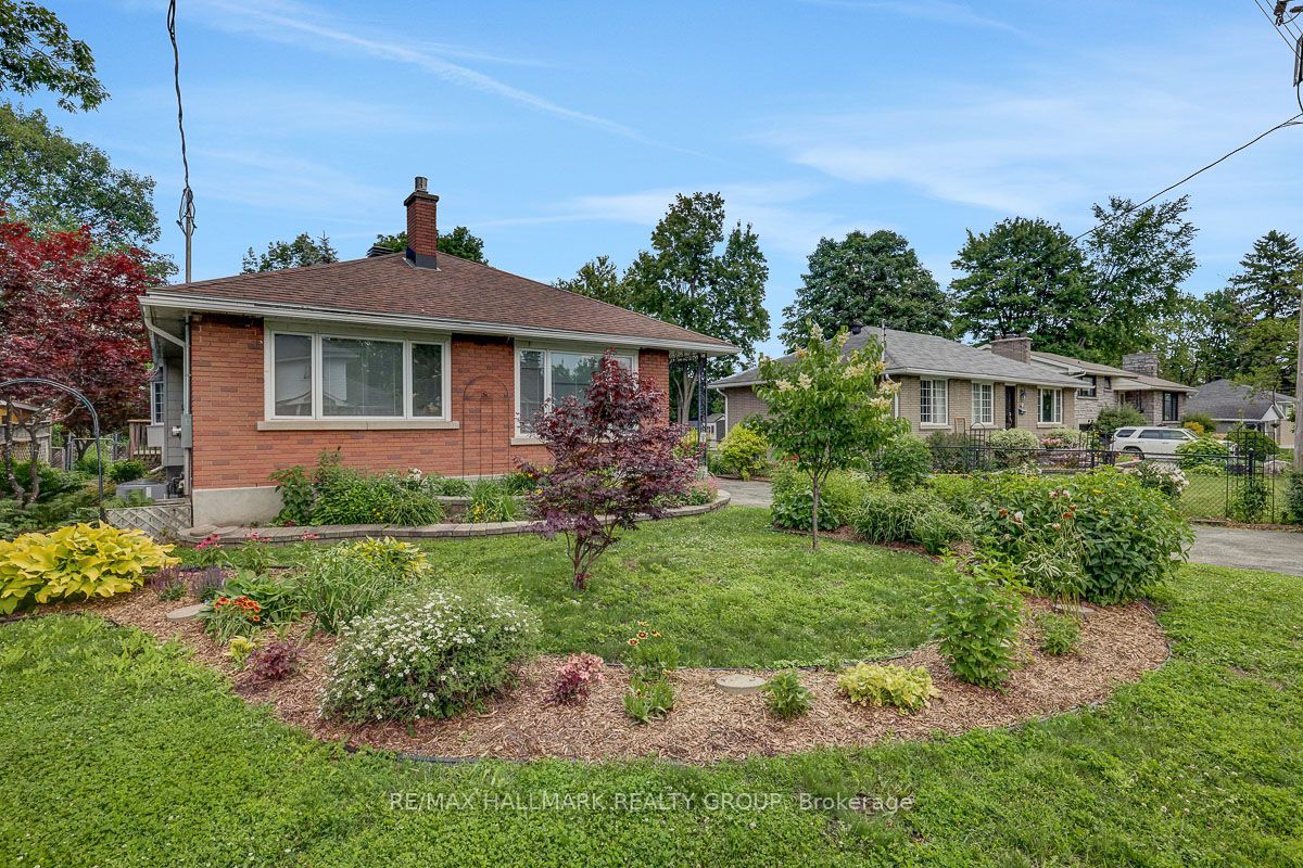 13 Dunham Street Property Photo 50