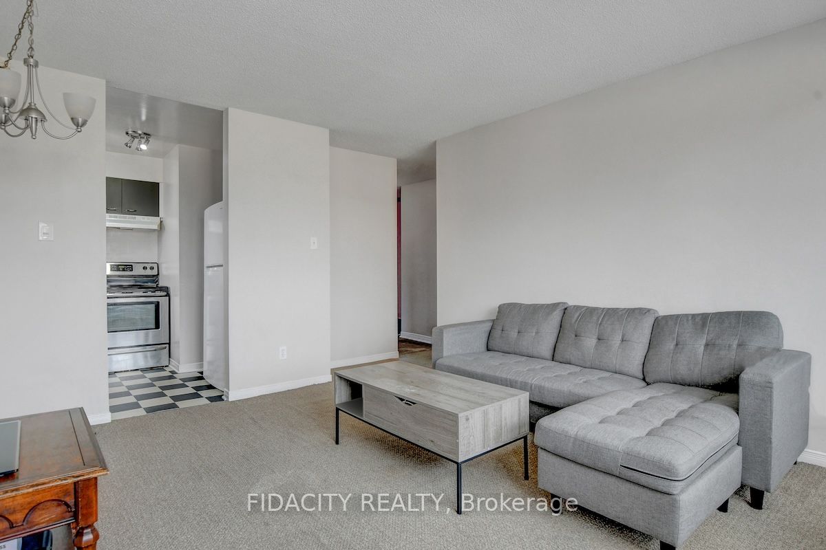 1490 Heron Road 309 Property Photo 6