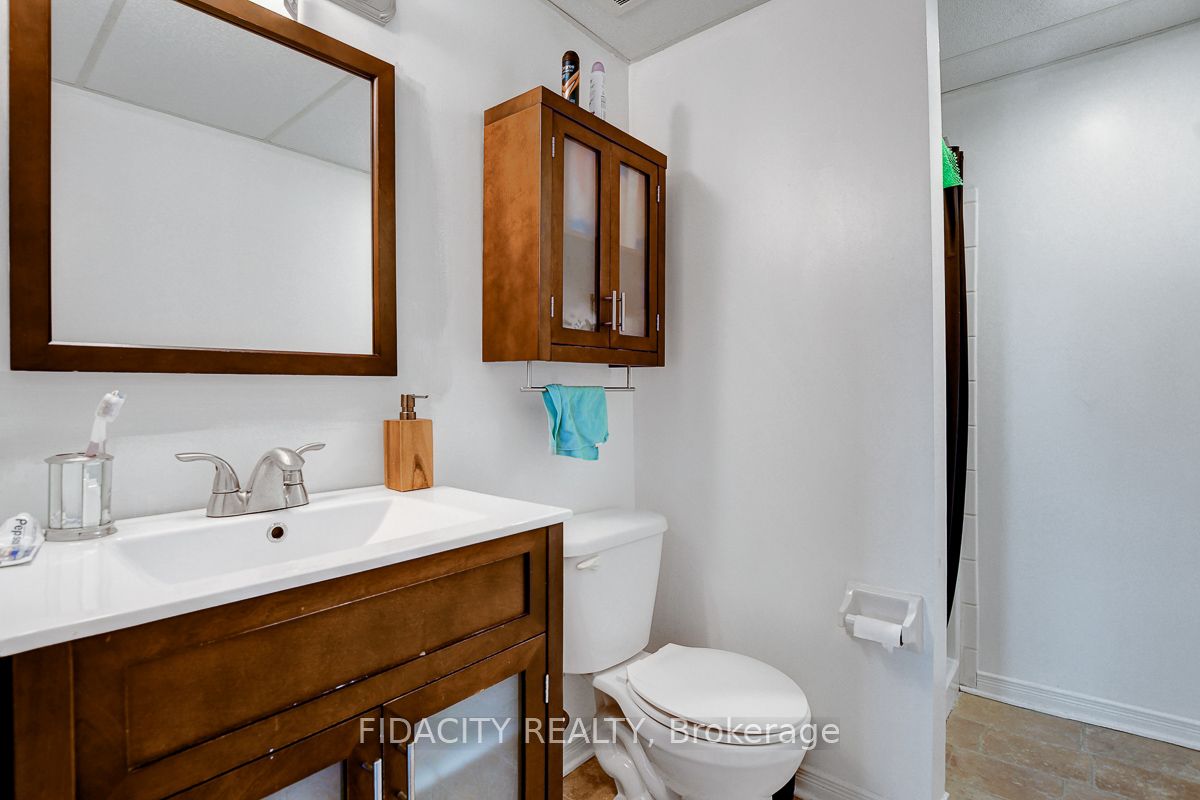 1490 Heron Road 309 Property Photo 13