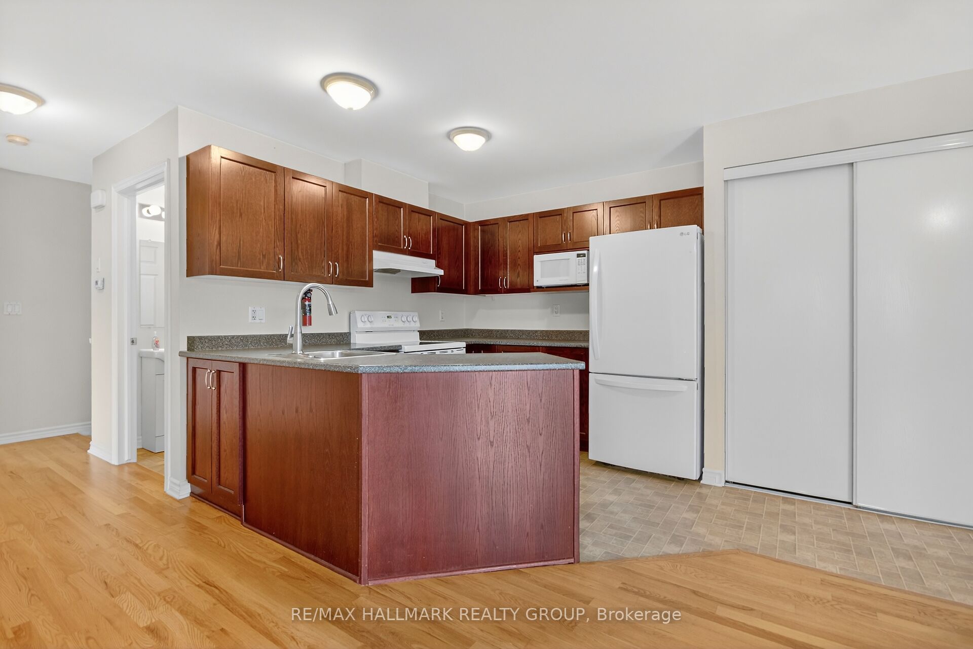 600 Sunbeam Private Property Photo 14
