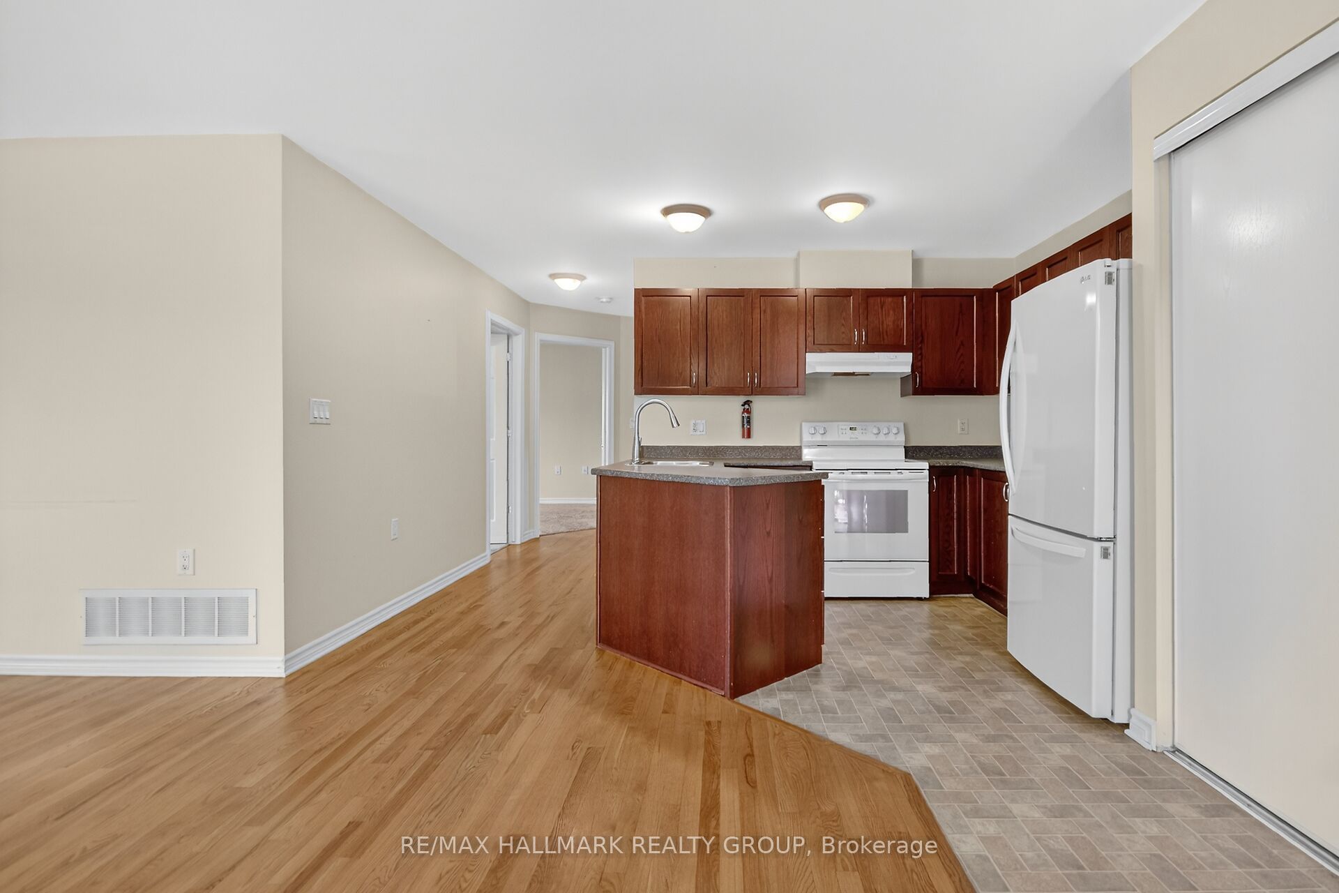 600 Sunbeam Private Property Photo 15