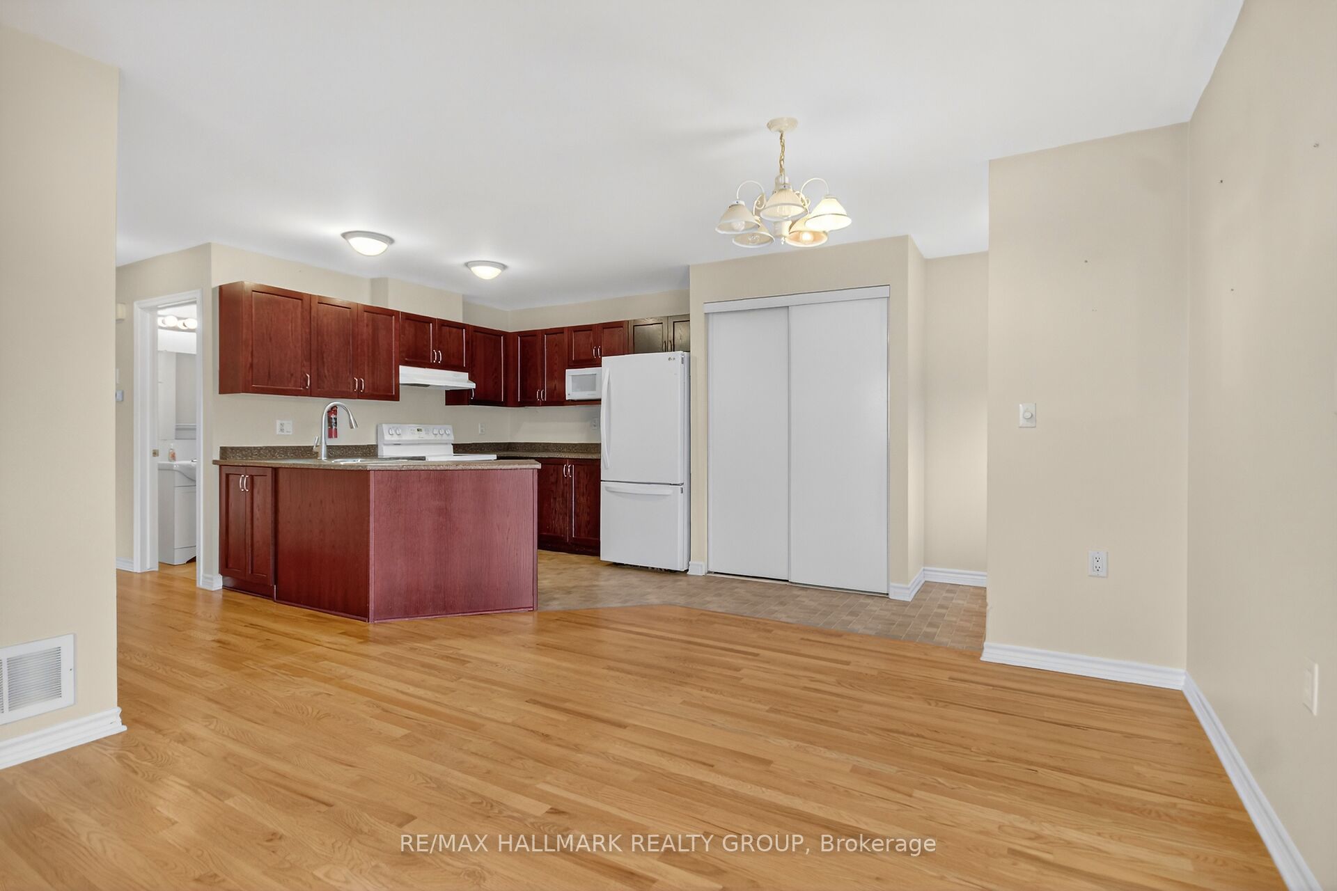 600 Sunbeam Private Property Photo 17