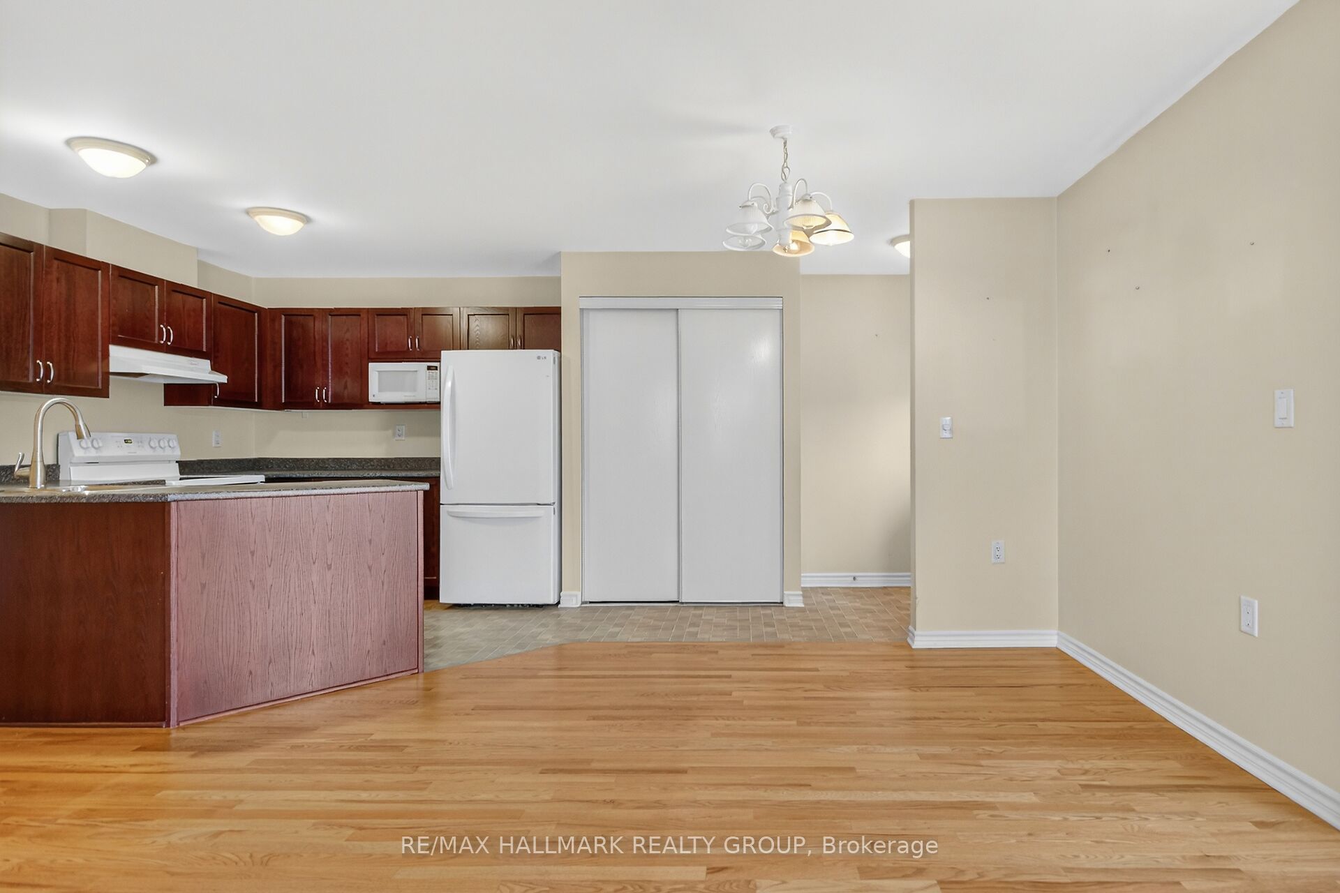 600 Sunbeam Private Property Photo 18