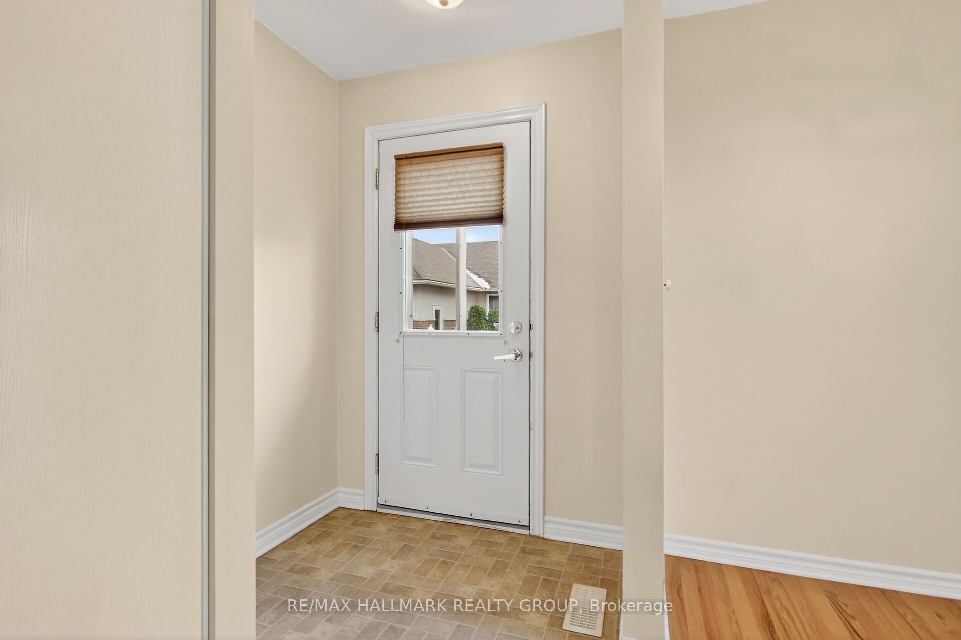 600 Sunbeam Private Property Photo 26