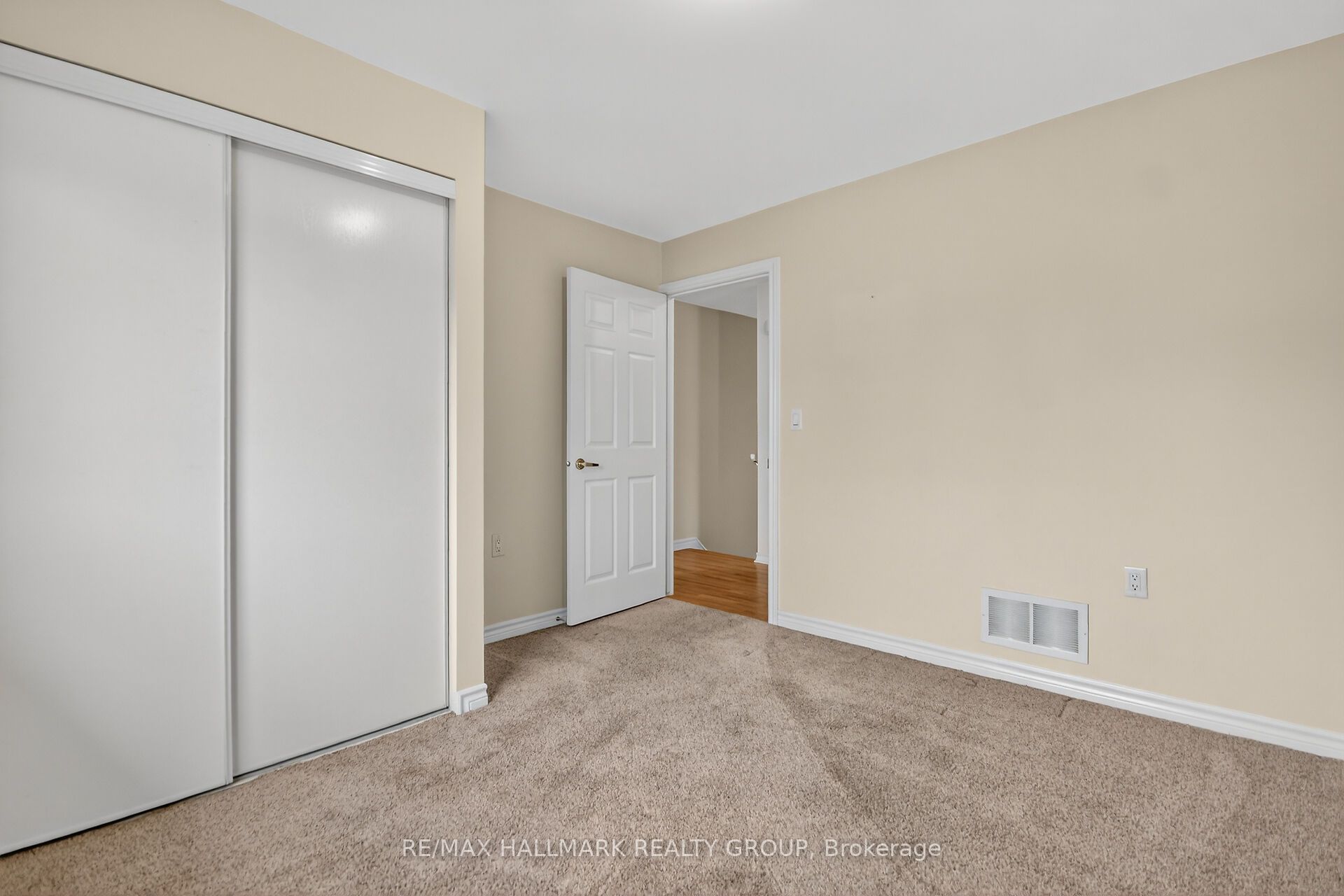 600 Sunbeam Private Property Photo 33