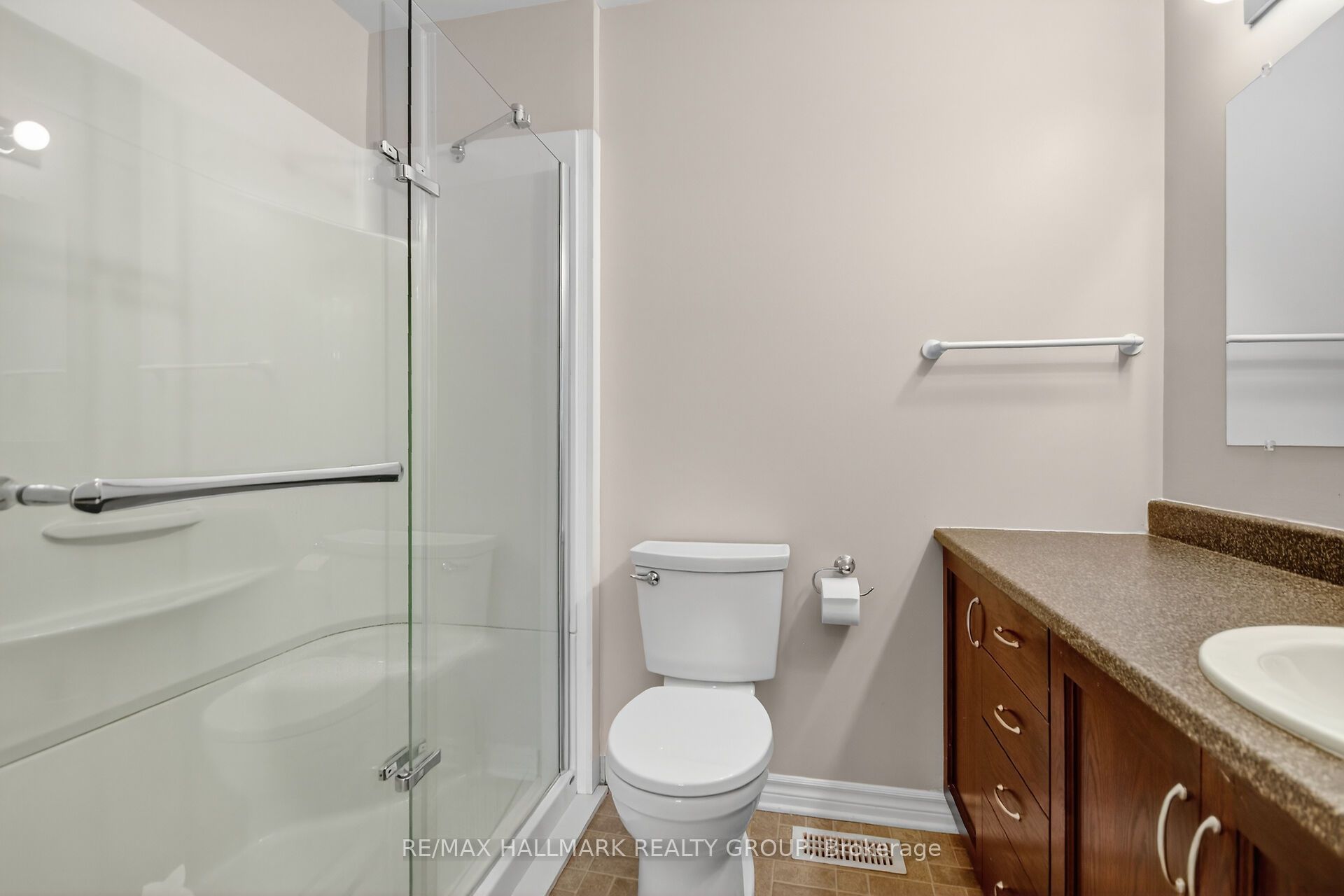 600 Sunbeam Private Property Photo 37