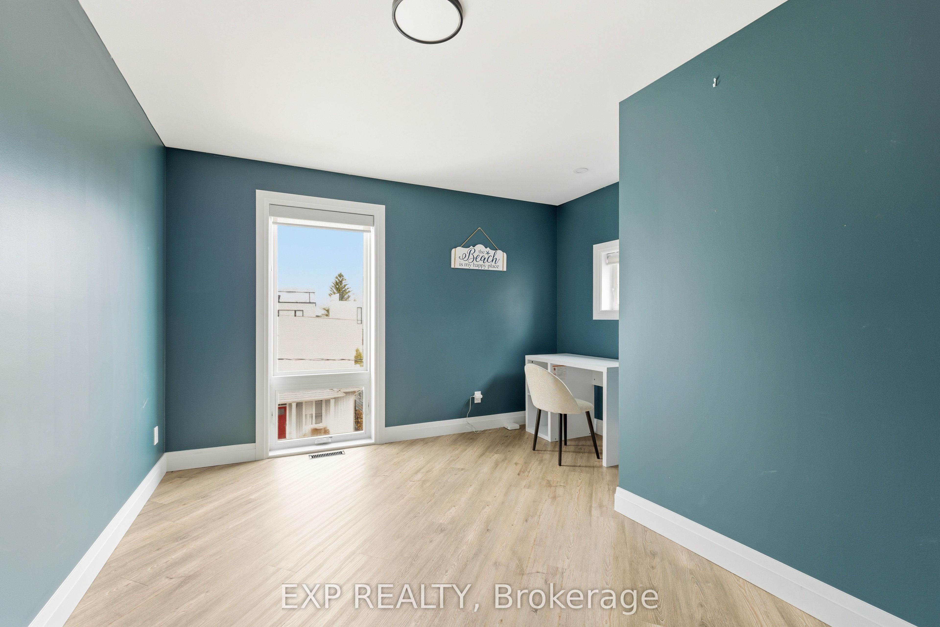 26 Huron Street Property Photo 25