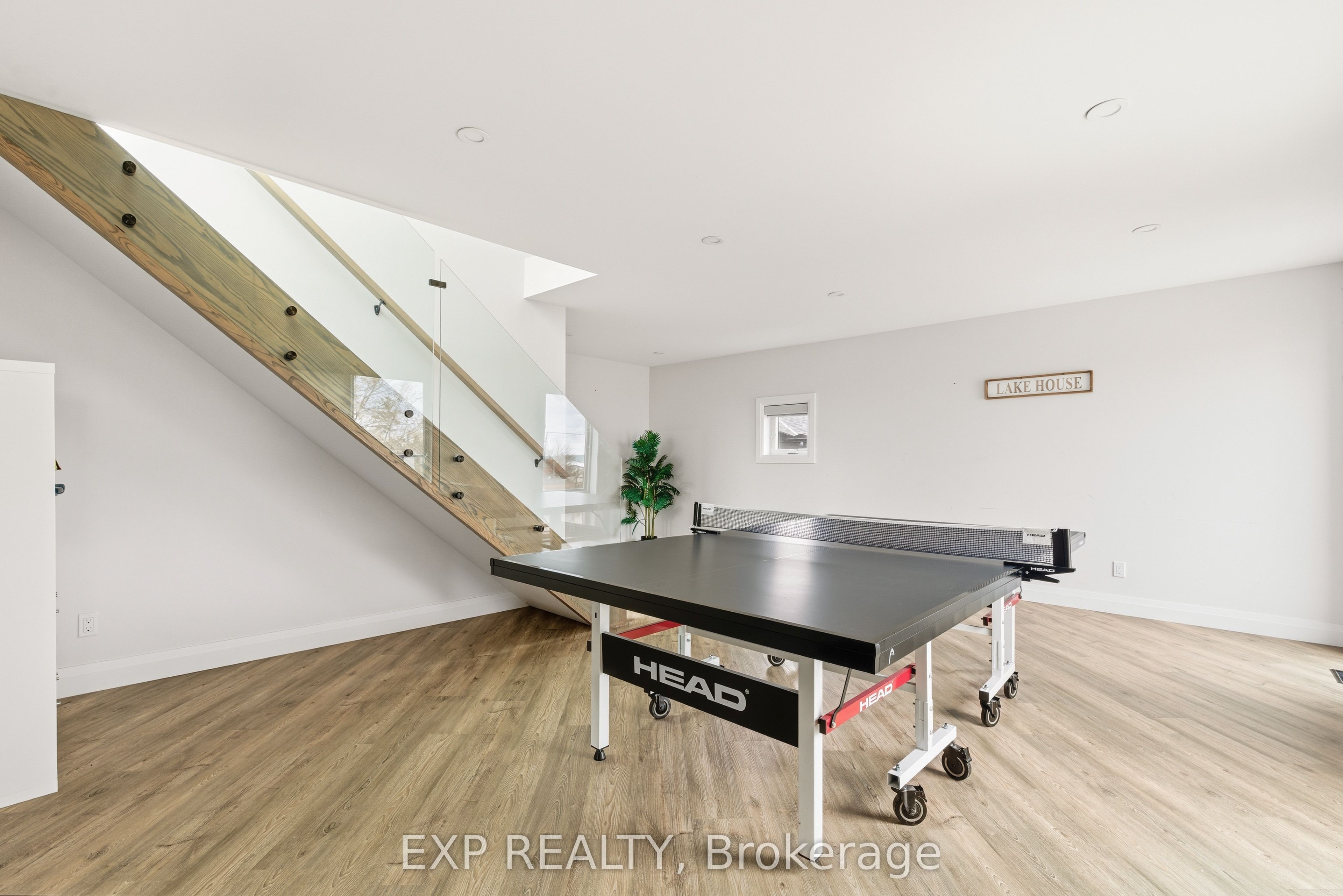 26 Huron Street Property Photo 26