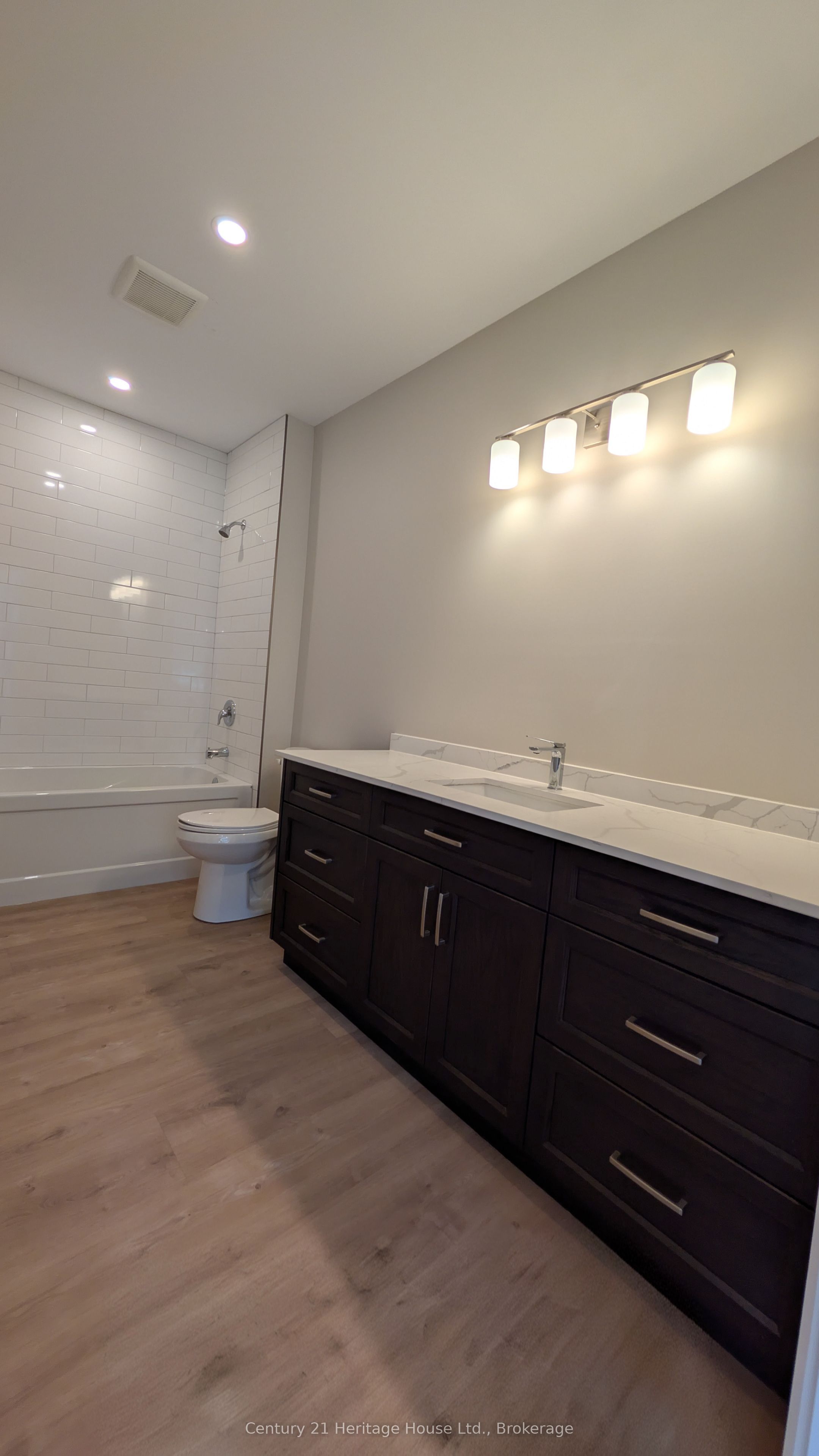 329 Arthur Street Property Photo 7