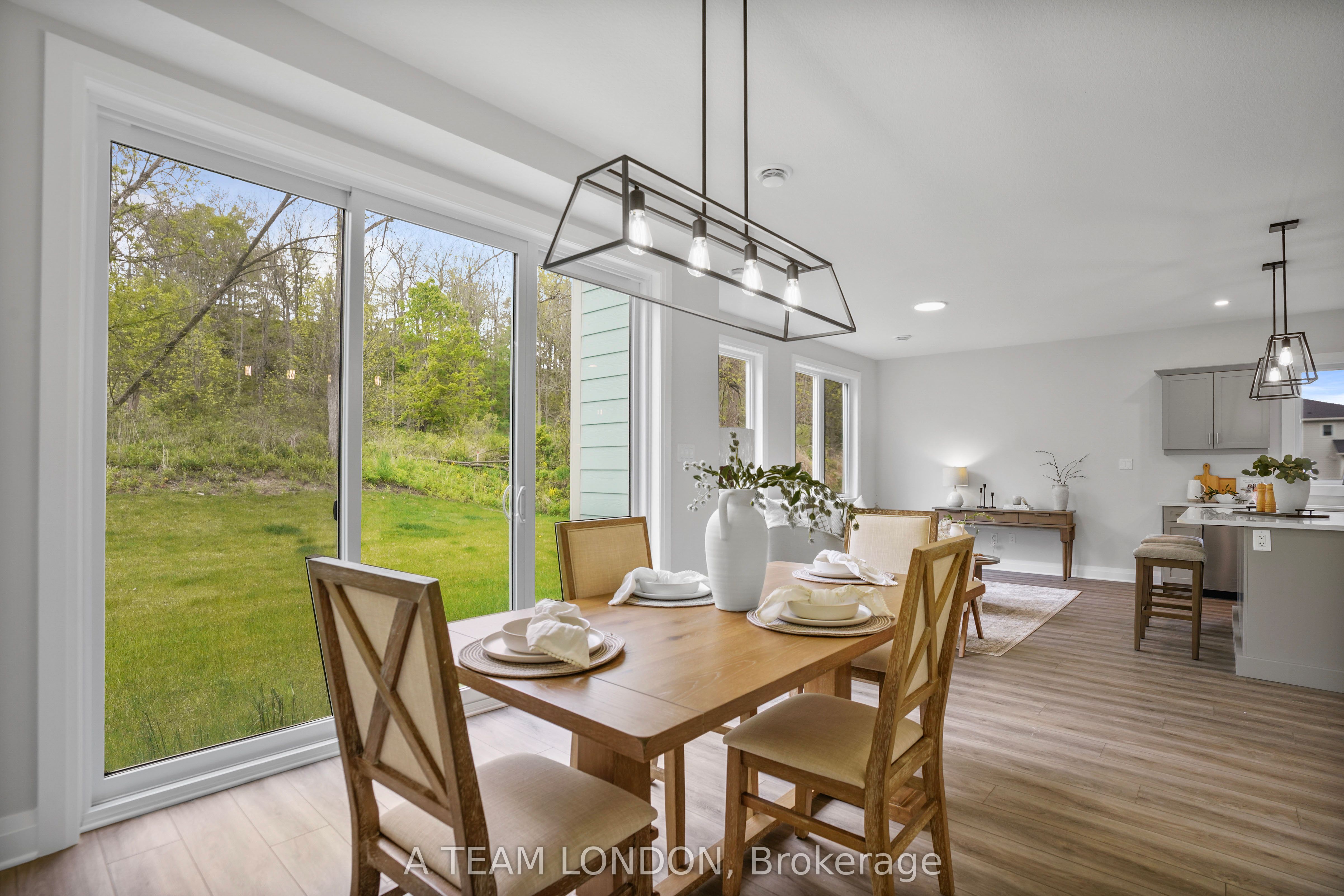 72 The Promenade Property Photo 15