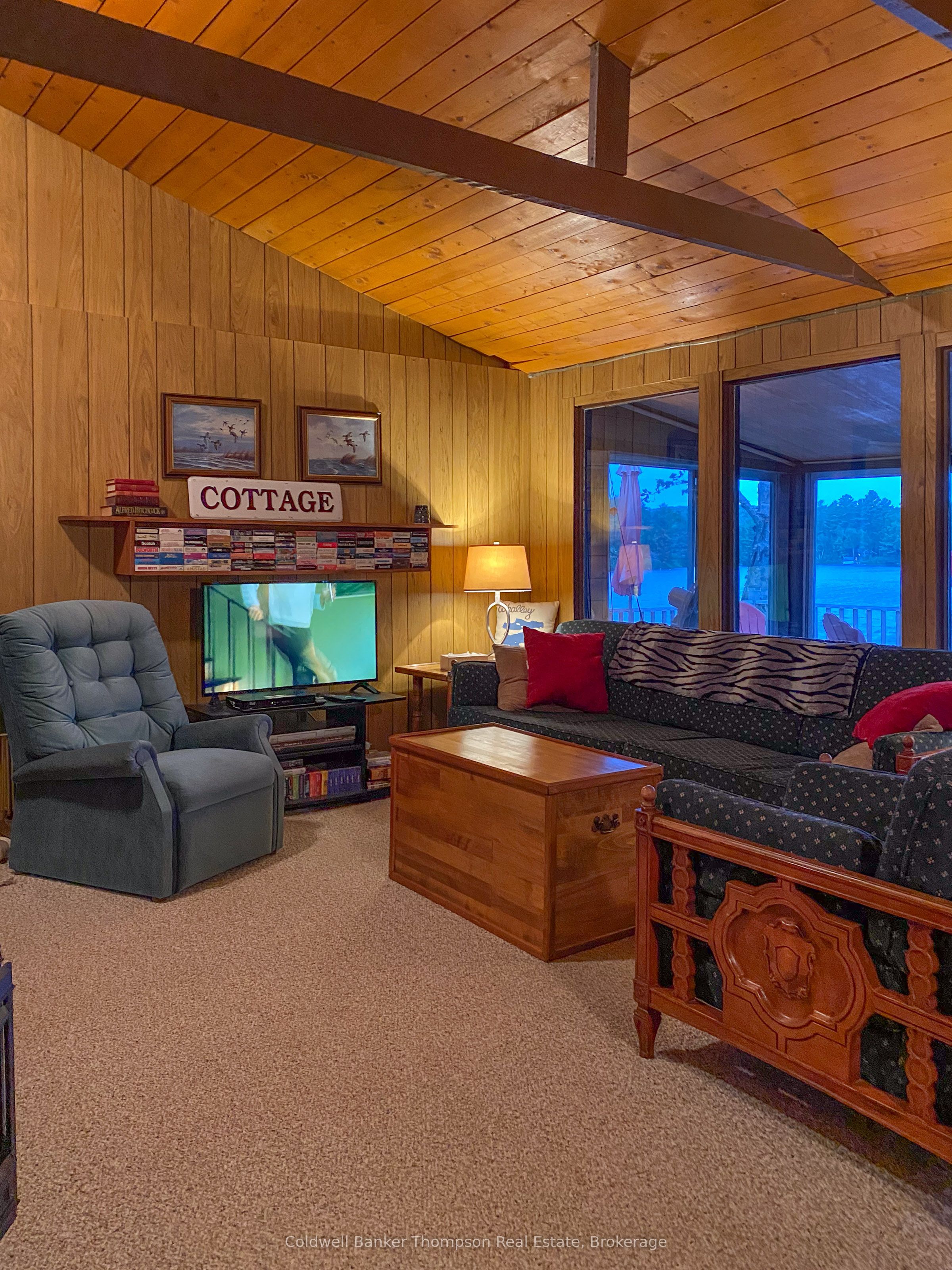 26 Spruce Lane Property Photo 4