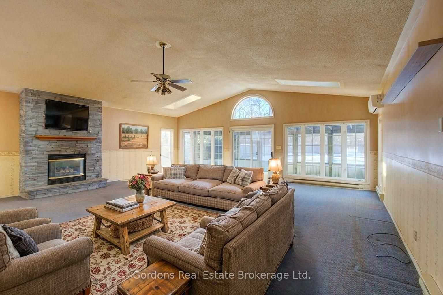 126 County Rd 10 Road Property Photo 11