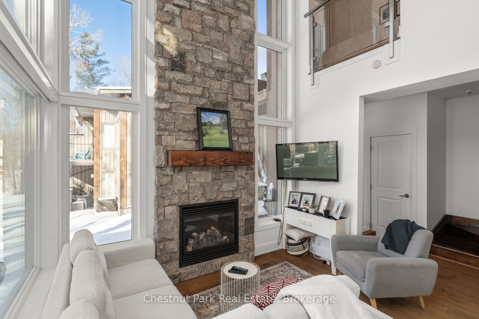 10 Carrick Trail Property Photo 7