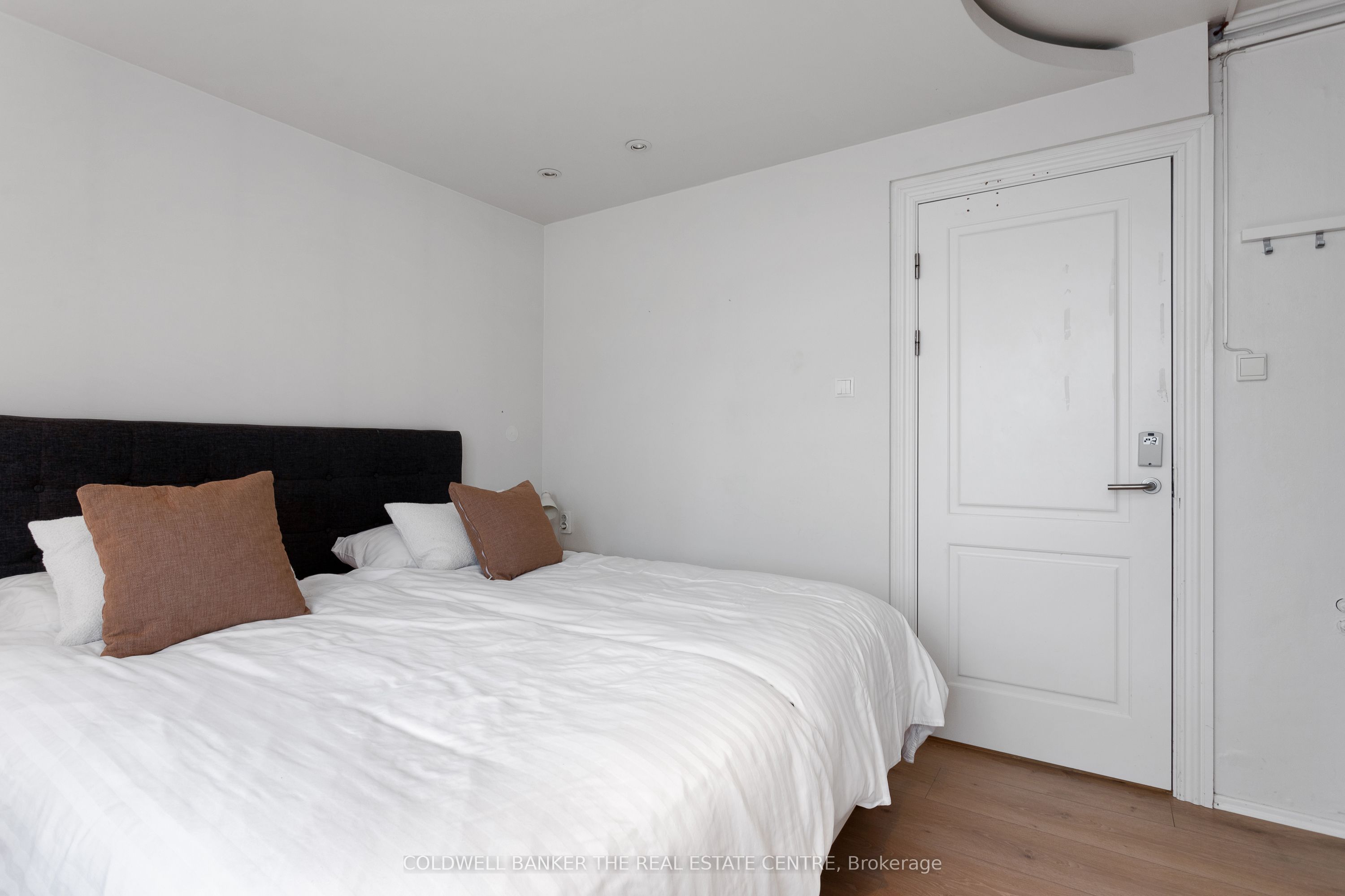 30 Skólavörðustígur Property Photo 30