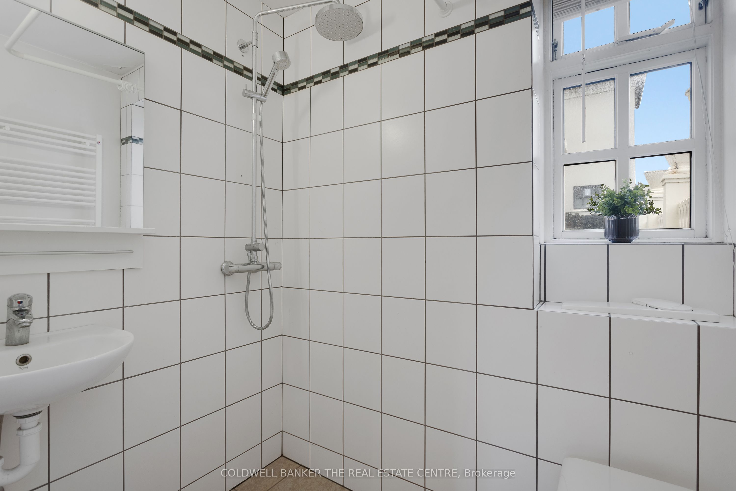 30 Skólavörðustígur Property Photo 31