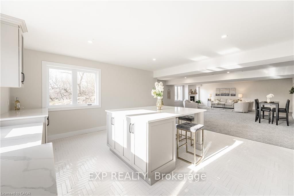 1050 Walton Avenue Property Photo 34