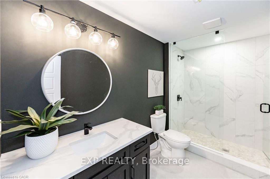 1050 Walton Avenue Property Photo 35