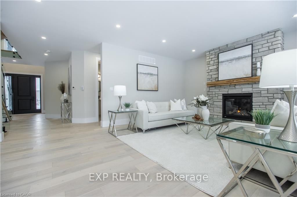2 Avery Place Property Photo 9