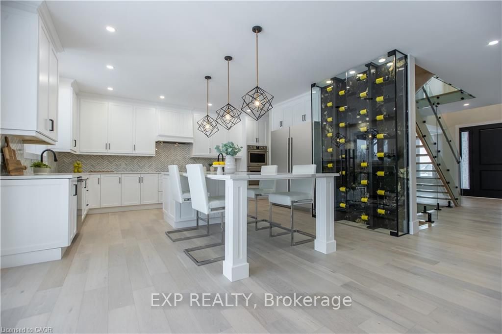 2 Avery Place Property Photo 11
