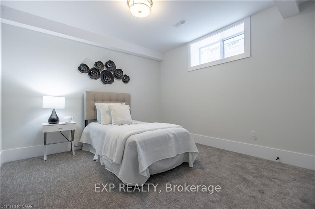 2 Avery Place Property Photo 38