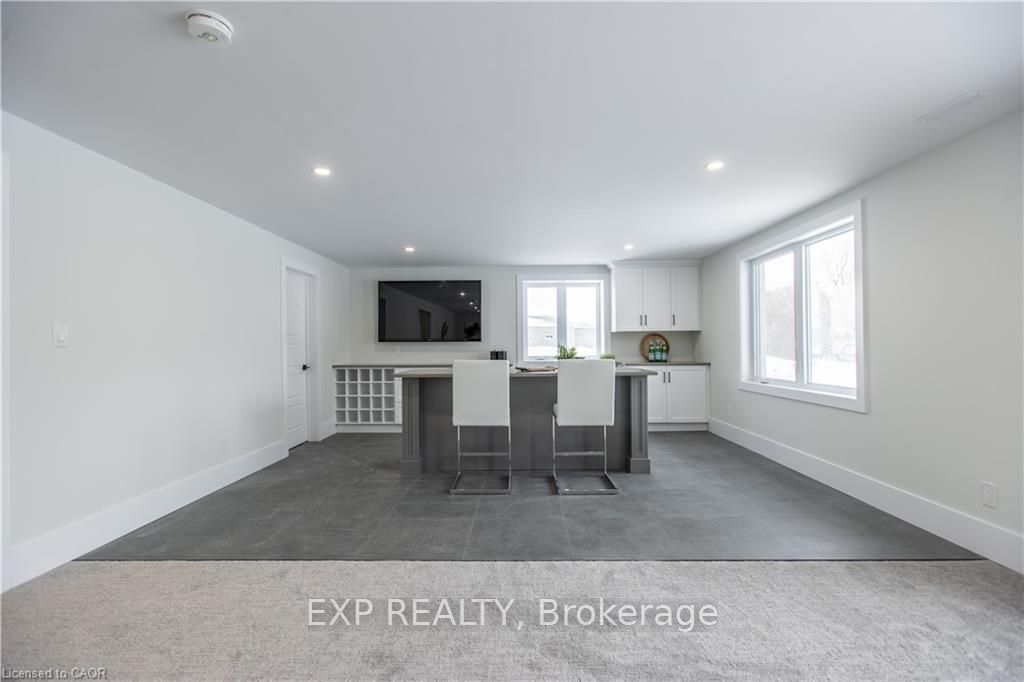 2 Avery Place Property Photo 42