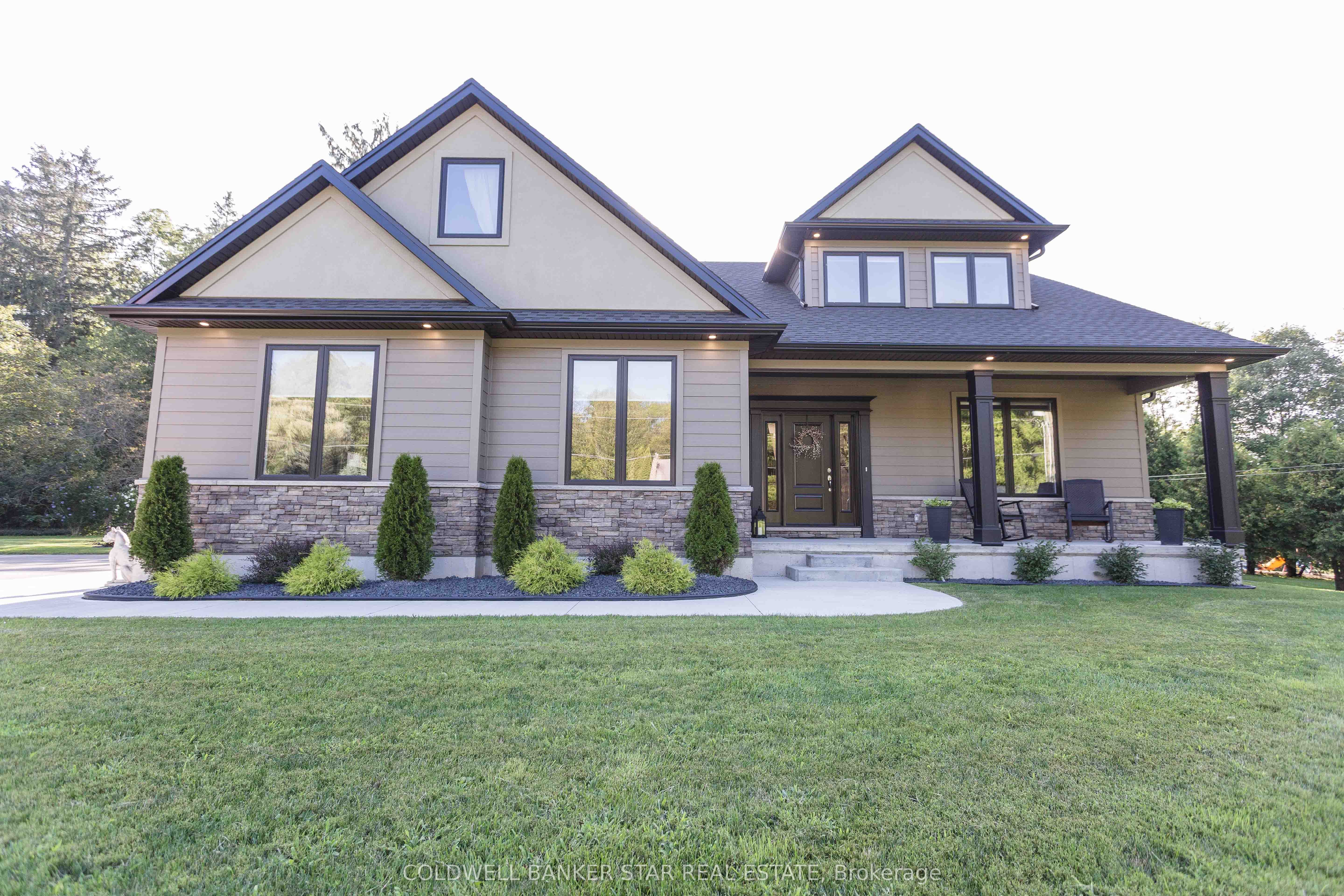 8037 Springwater Road Property Photo 4