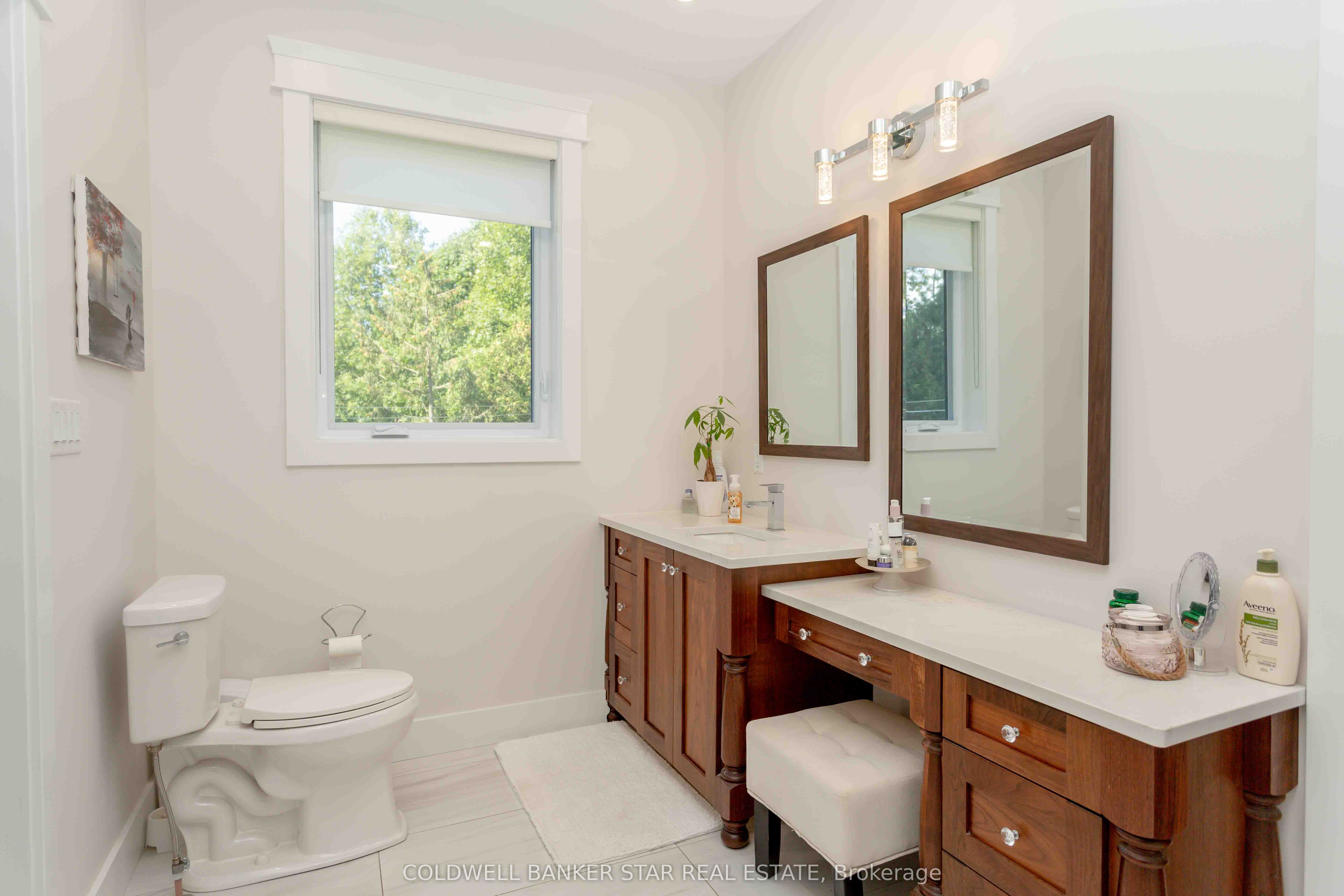 8037 Springwater Road Property Photo 23