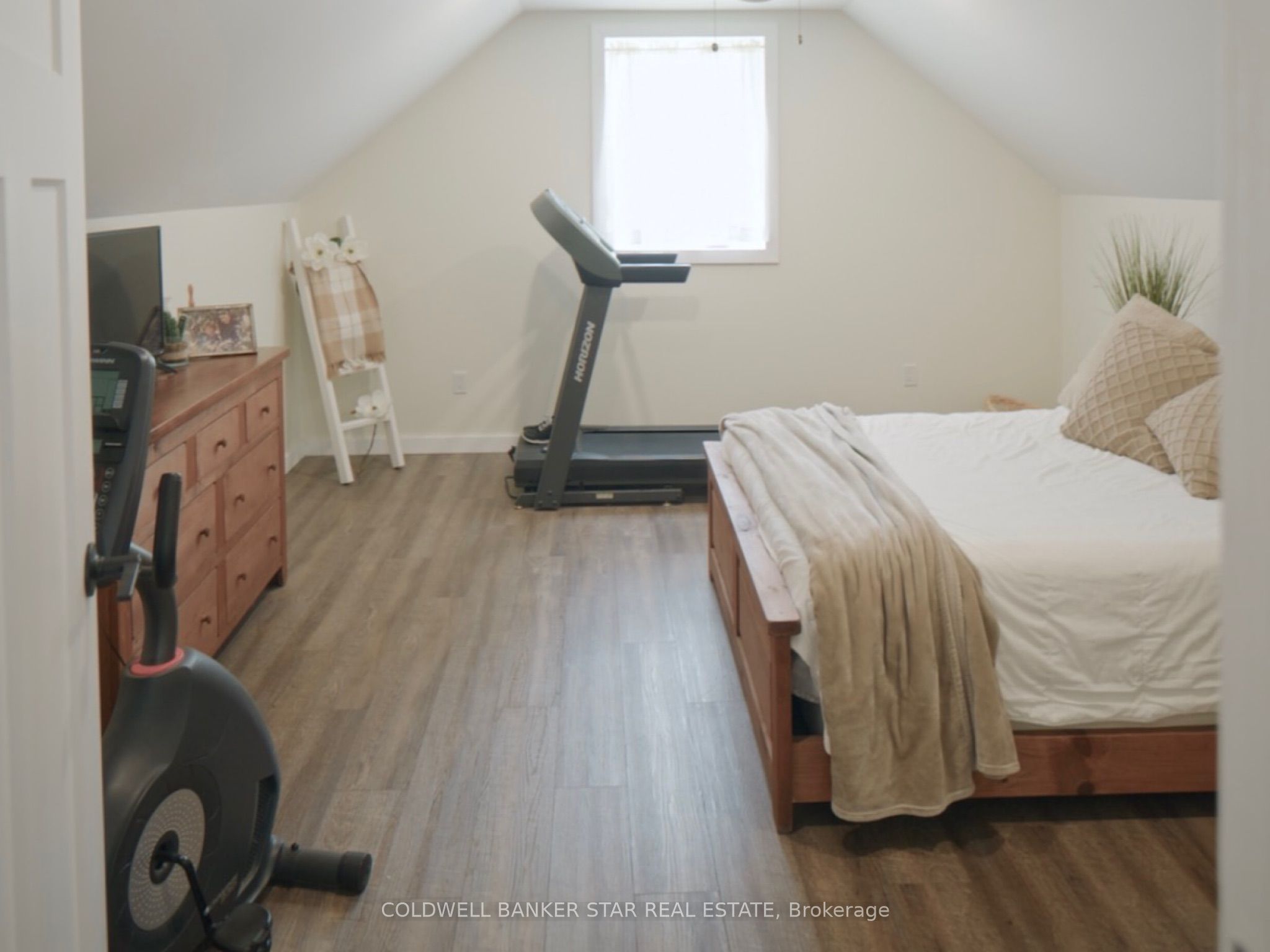 8037 Springwater Road Property Photo 31