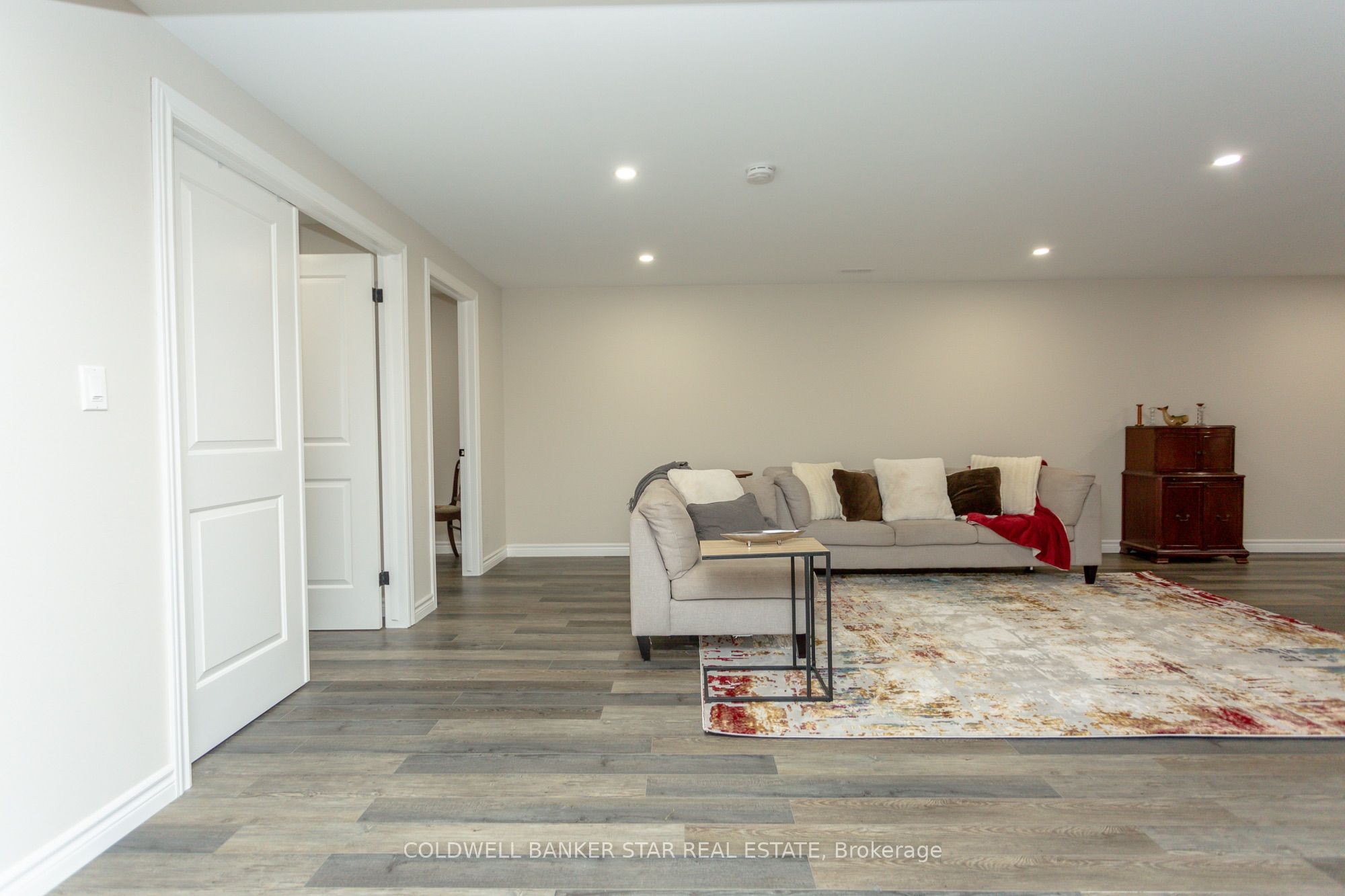 8037 Springwater Road Property Photo 32