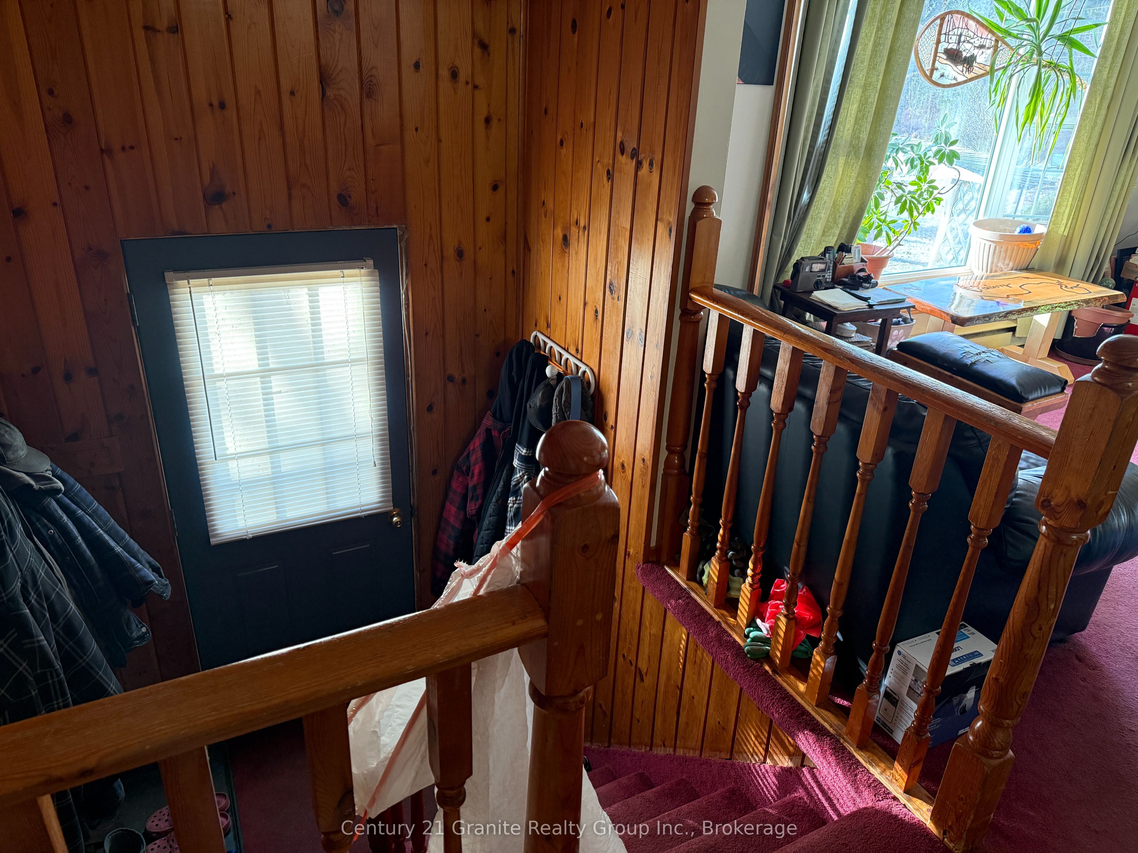 1028 Crabbe Lane Property Photo 2