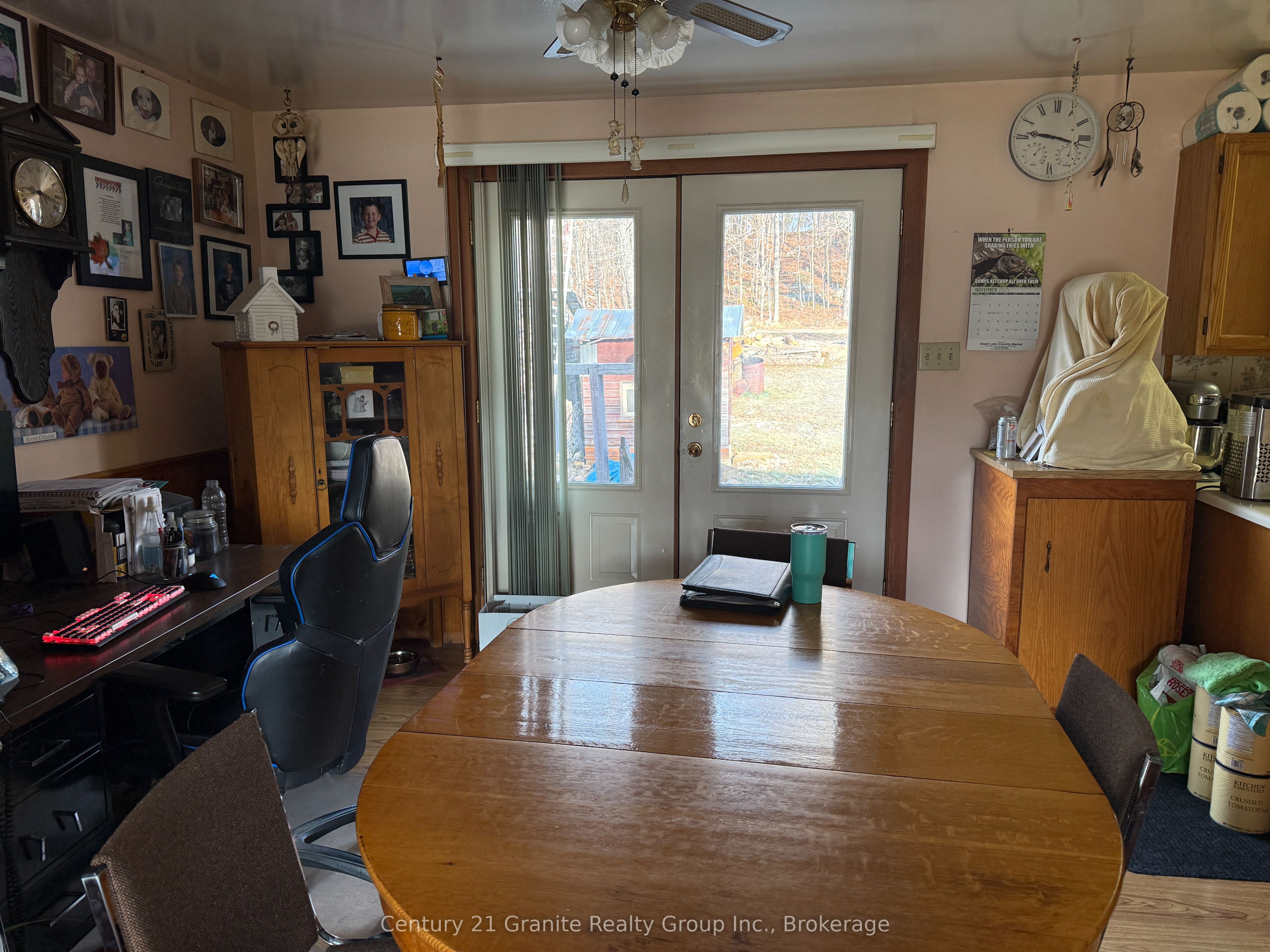 1028 Crabbe Lane Property Photo 5