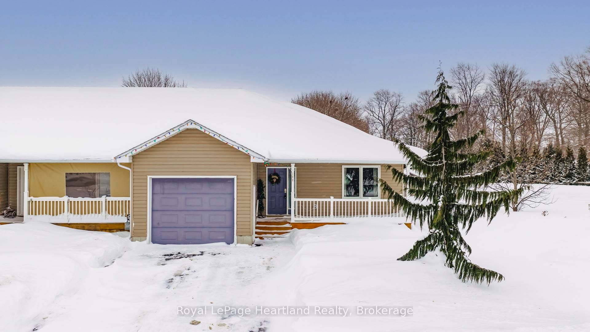 180 Toronto Blvd Property Photo 1