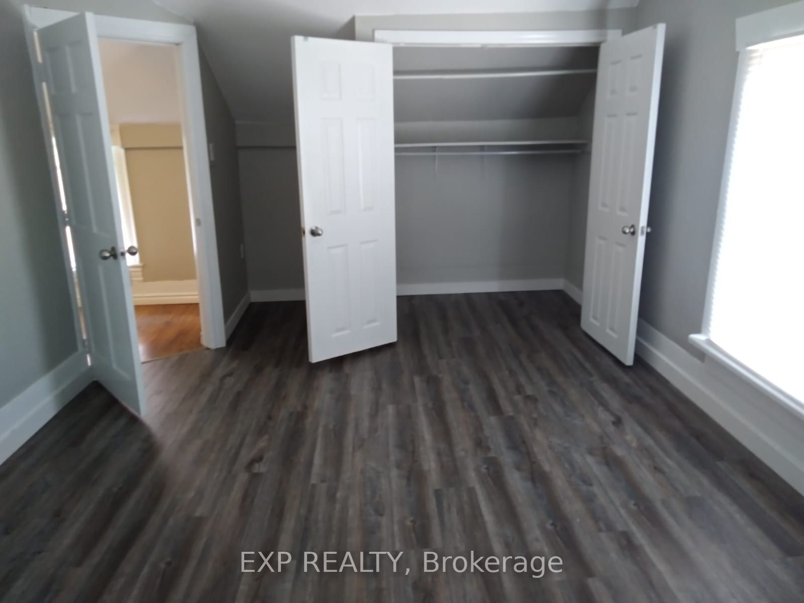 79 Henry St Property Photo 15