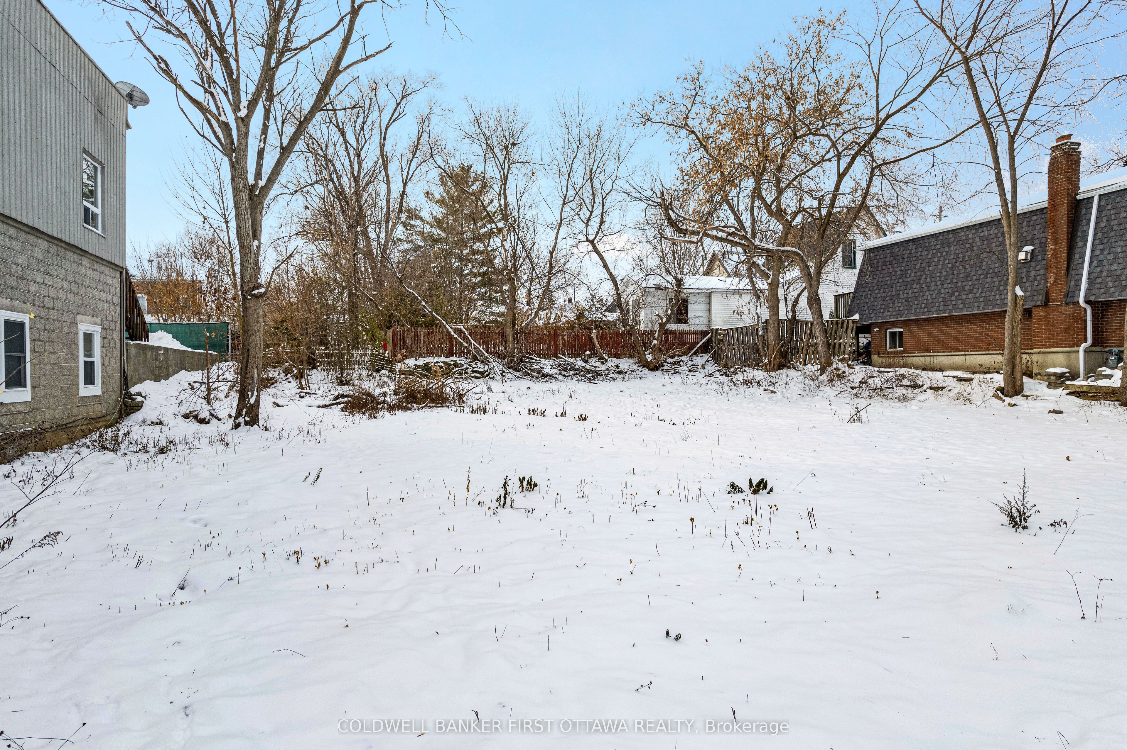 274 Bridge Street Property Photo 6