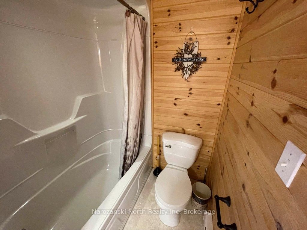 151b Du Lac Avenue Property Photo 11