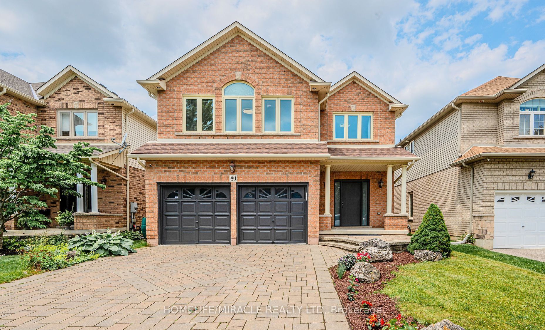 80 Meadowbank Dr