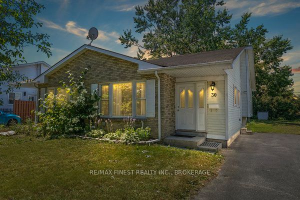 30 Woodstone Crescent Property Photo 1
